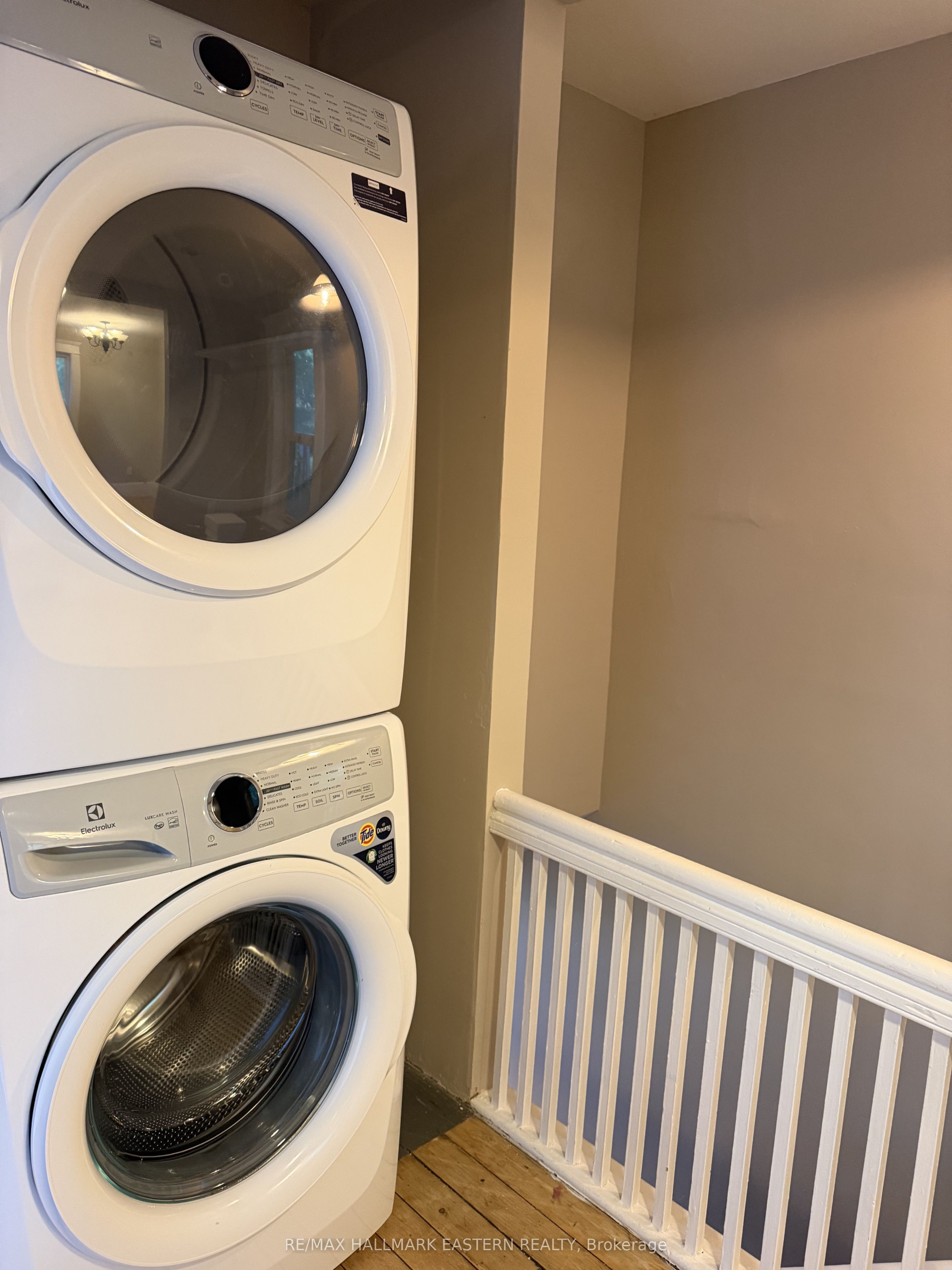 242 Dublin Street Property Photo 6