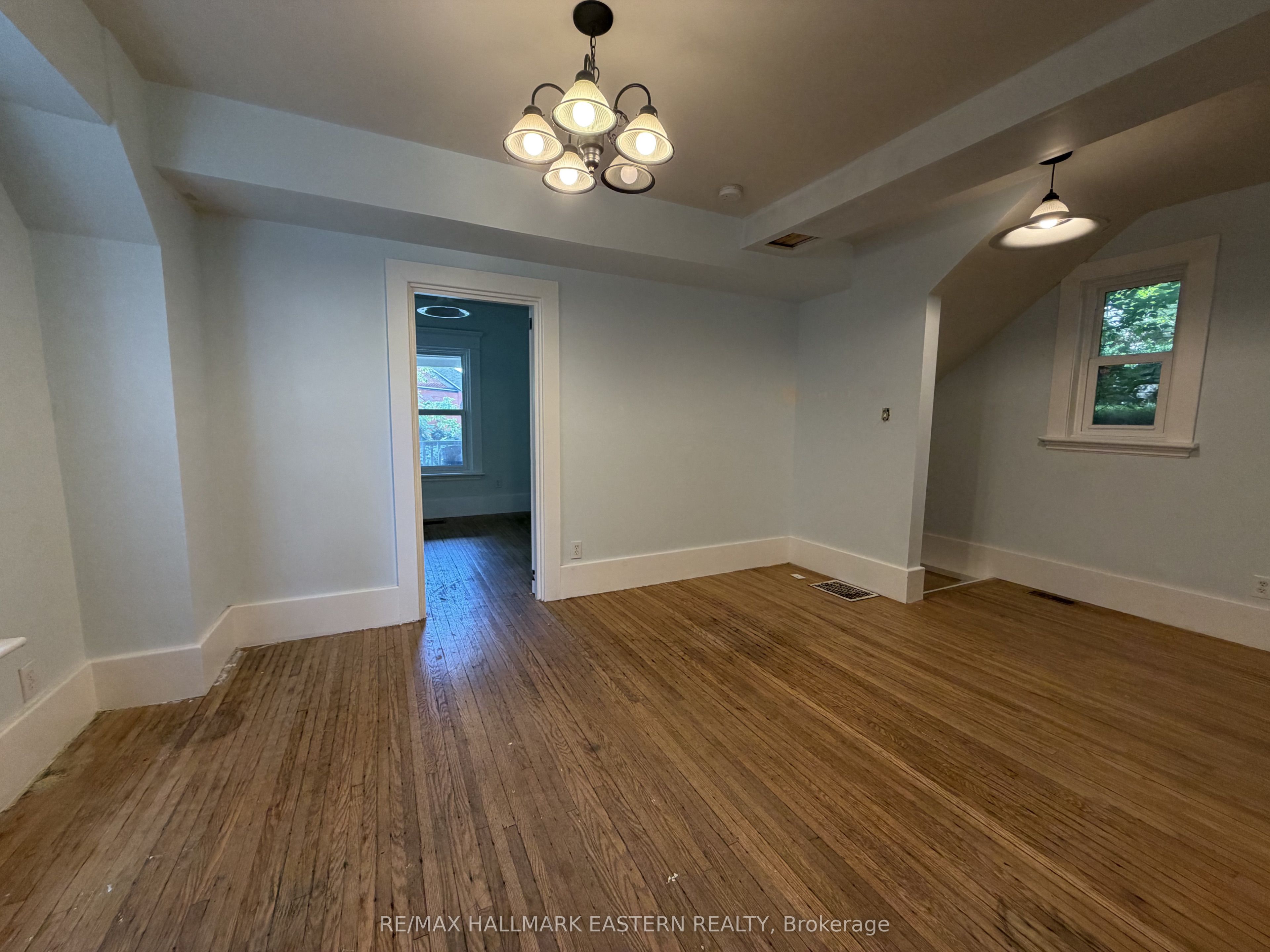 242 Dublin Street Property Photo 16