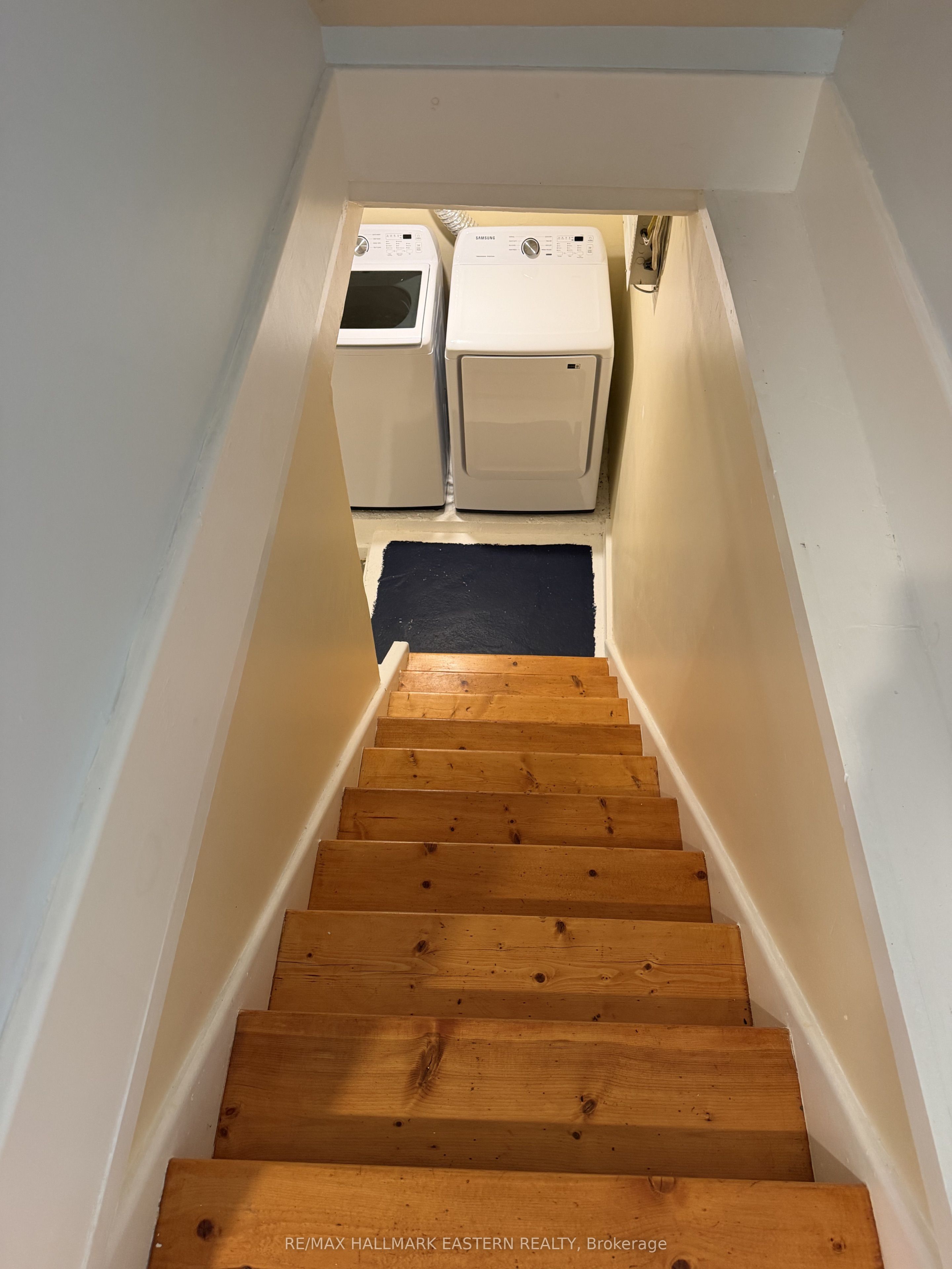 242 Dublin Street Property Photo 23