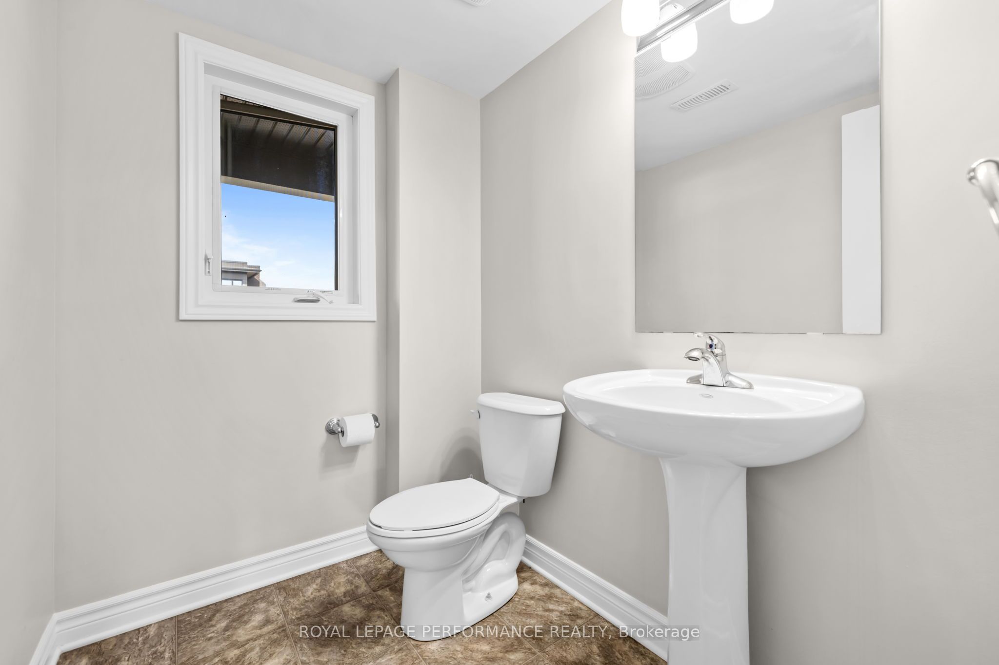2224 Marble Crescent 10 Property Photo 11