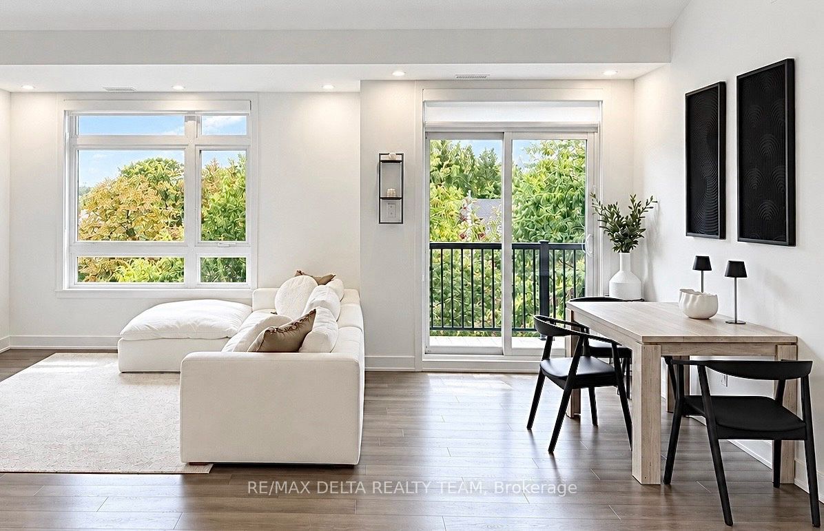 400 C Rolling Meadow Crescent C Property Photo 8