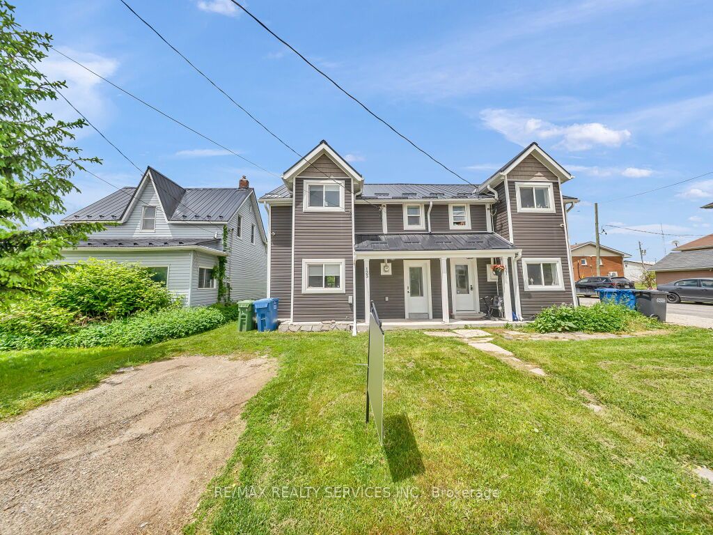 123 Main Street W Property Photo 1