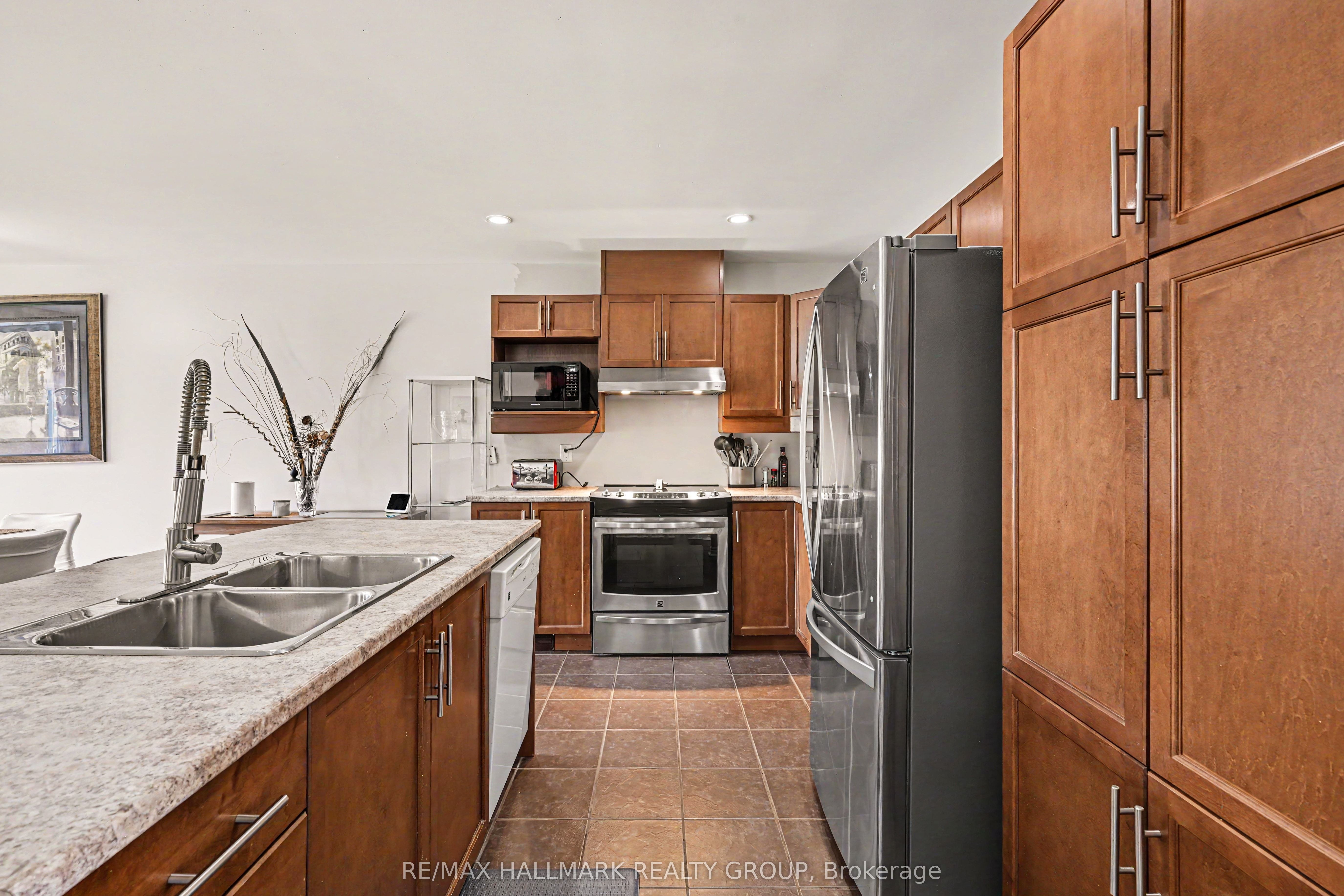 86 Fourth Avenue Property Photo 6