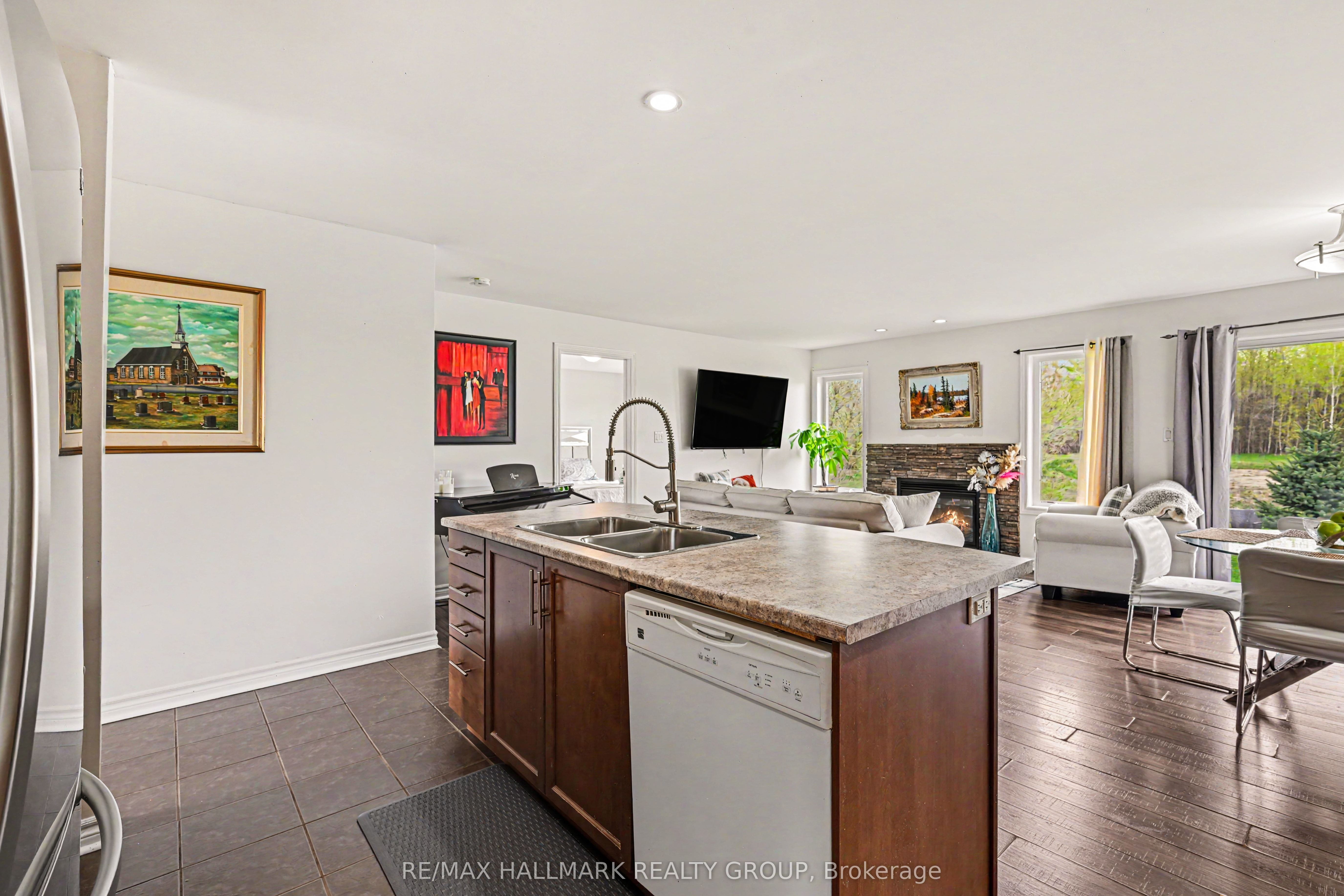 86 Fourth Avenue Property Photo 10