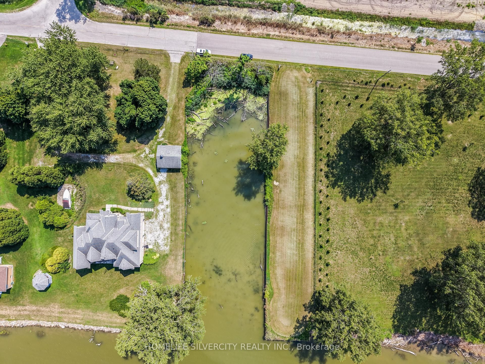 21000 Admiral Drive Property Photo 9