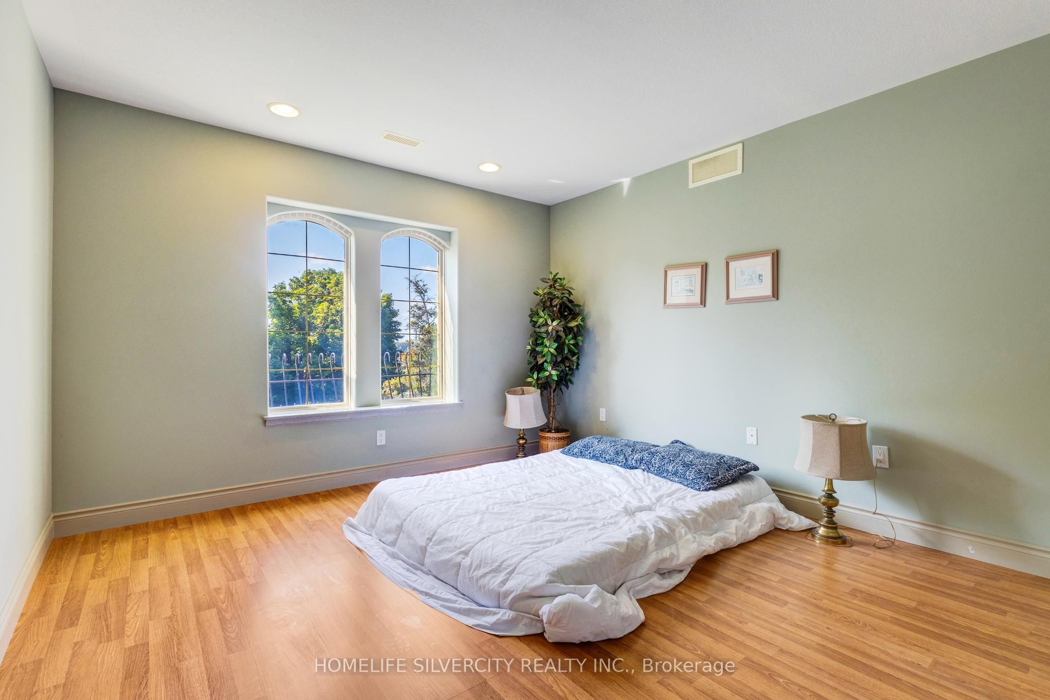 21000 Admiral Drive Property Photo 12
