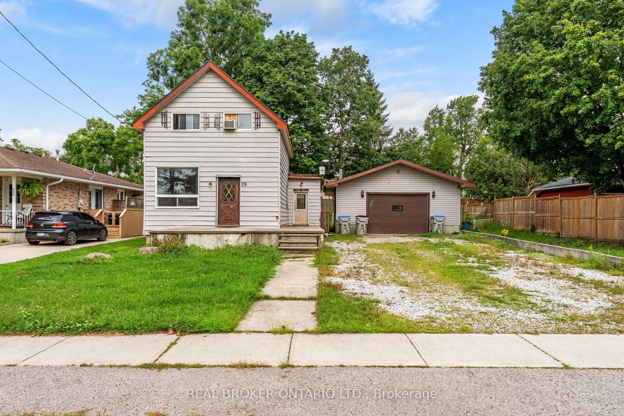 19 Coleman Street Property Photo 1