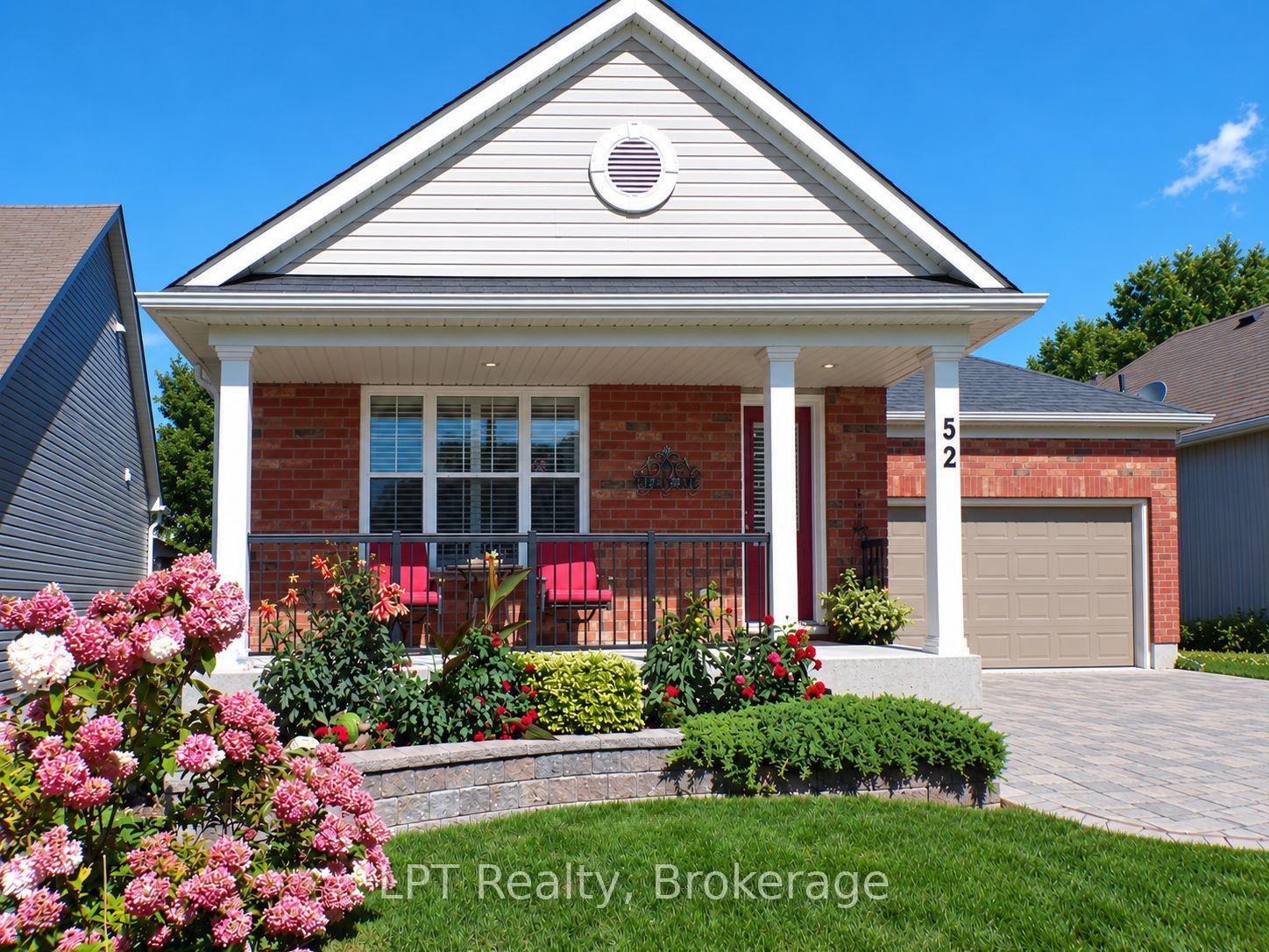 52 Bridges Boulevard Property Photo 2