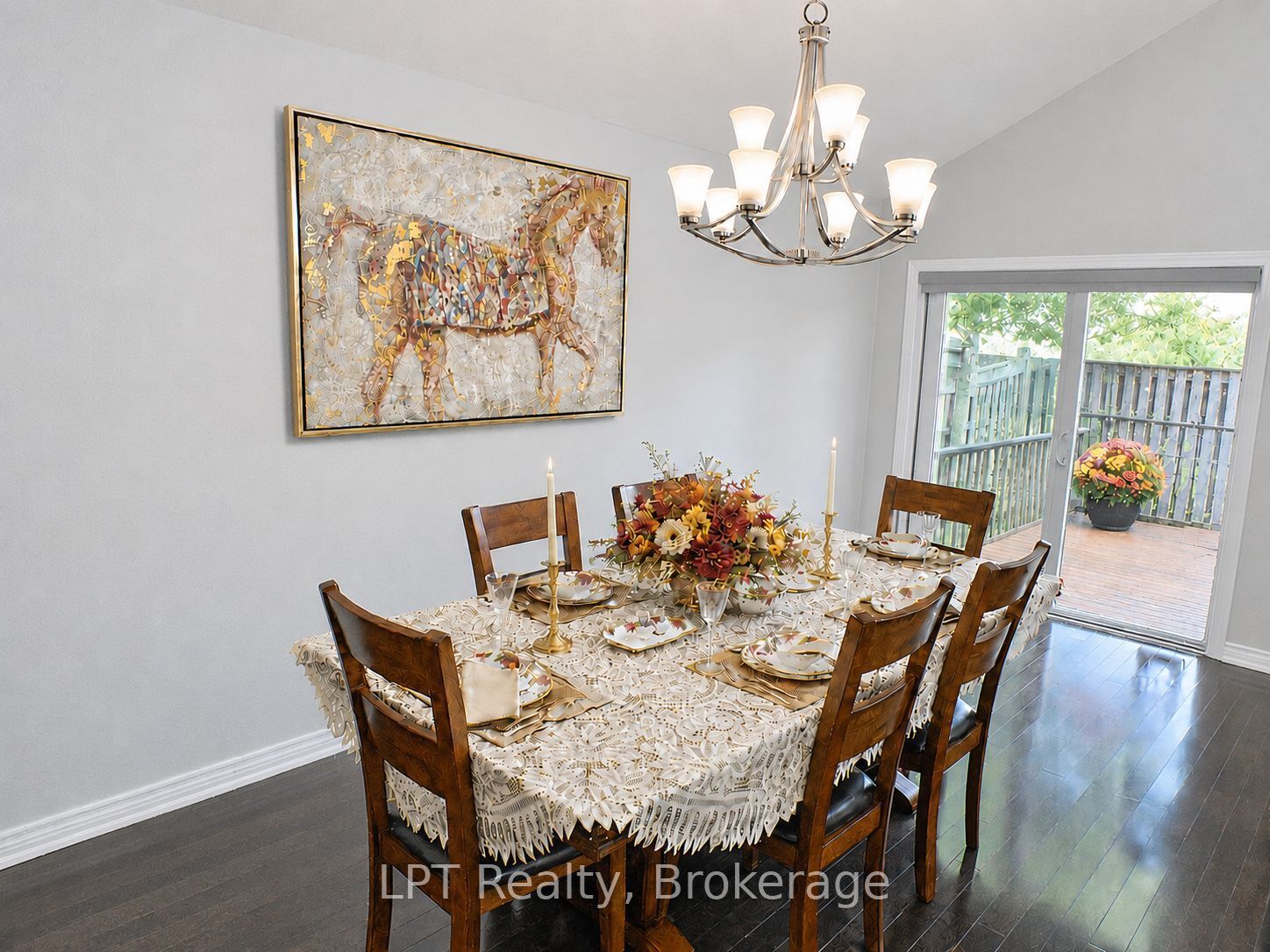 52 Bridges Boulevard Property Photo 10