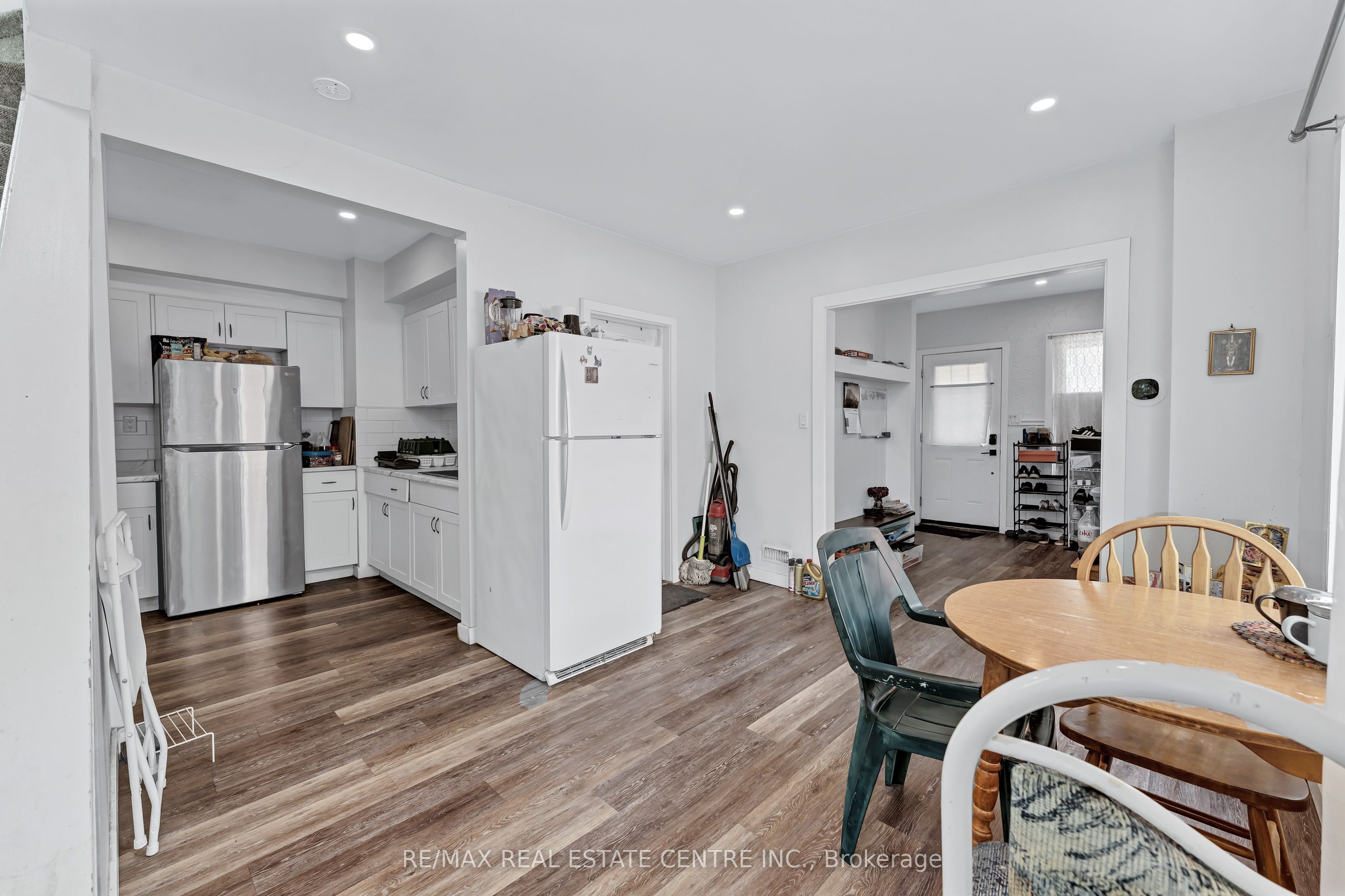 374 Josephine Avenue Property Photo 19