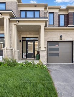 87 Watts Mews Property Photo 1