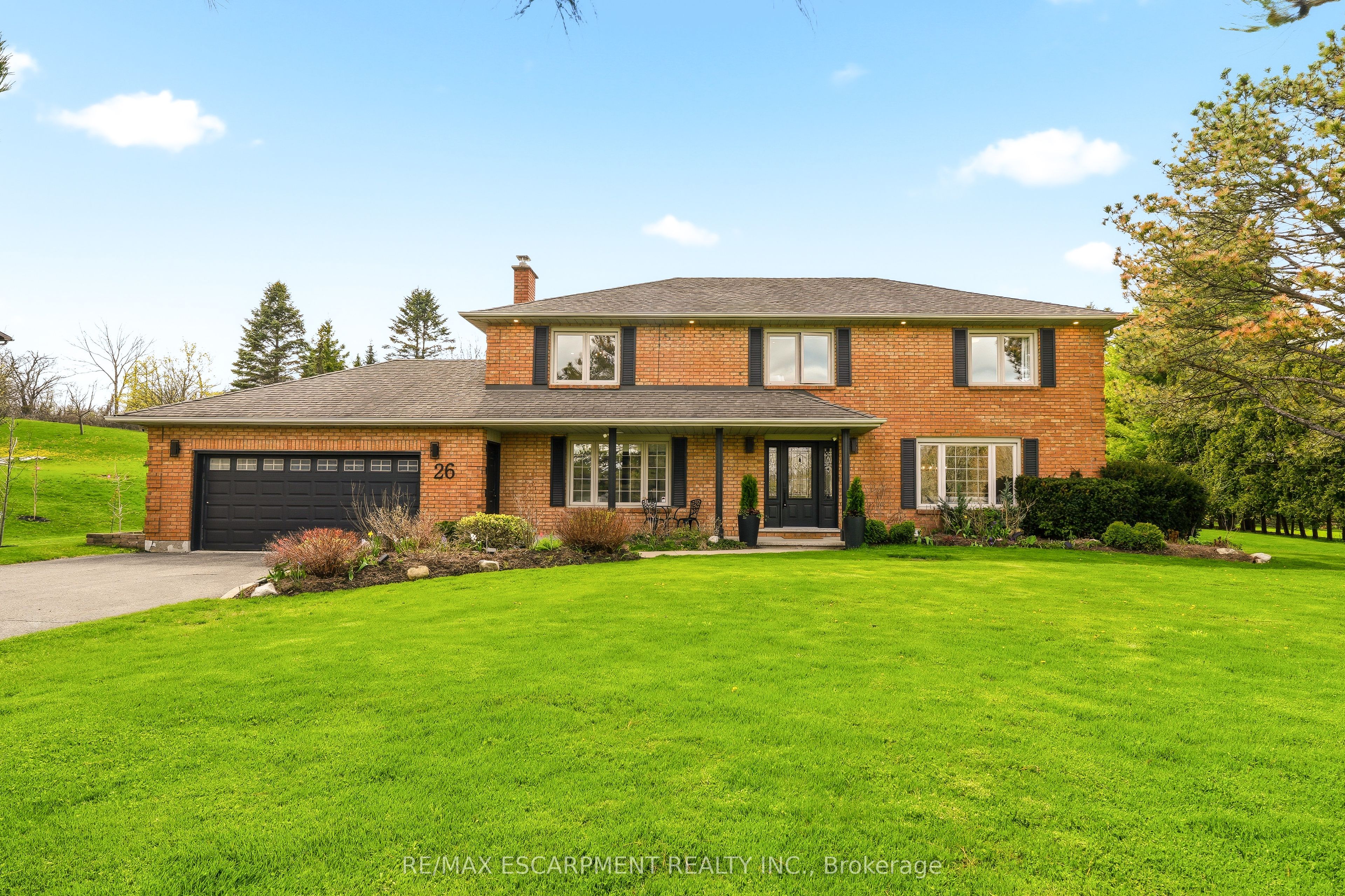 26 Weneil Drive Property Photo 1