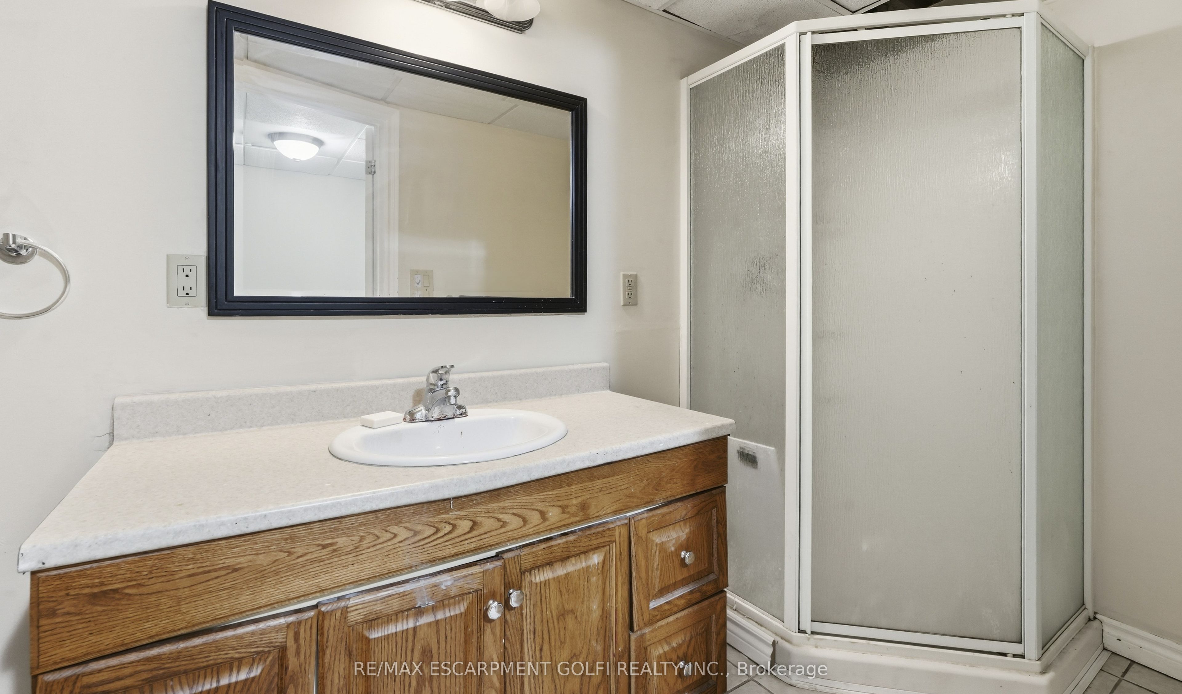 138 Livingston Avenue Property Photo 30