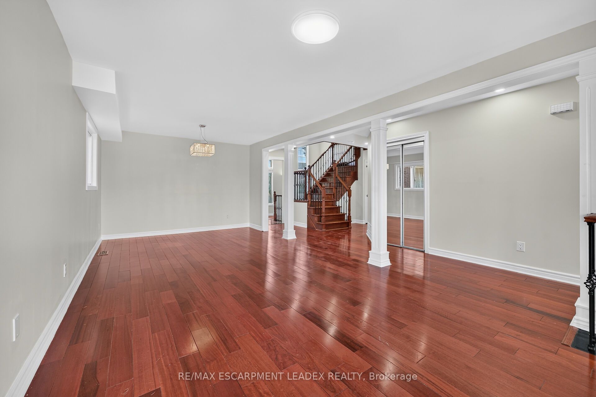 1429 Upper Sherman Avenue Property Photo 5