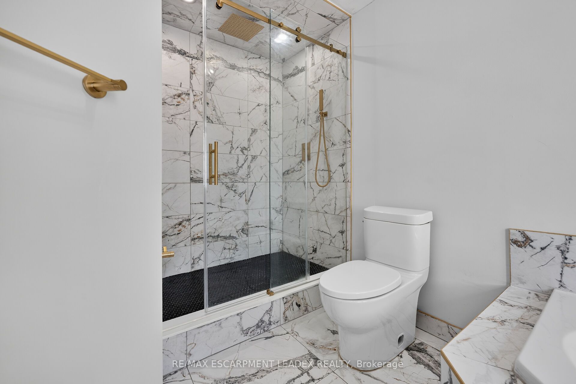 1429 Upper Sherman Avenue Property Photo 16