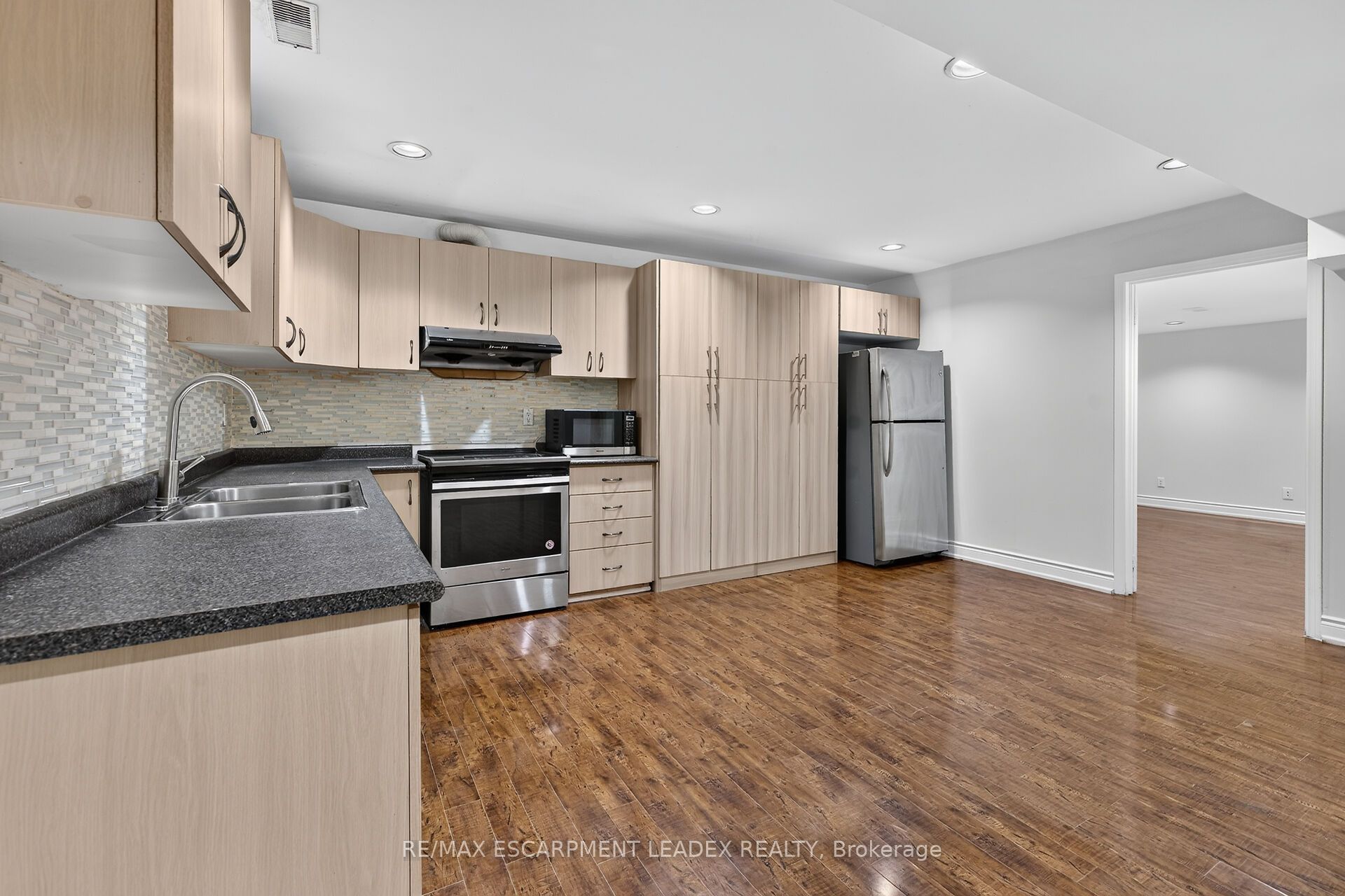 1429 Upper Sherman Avenue Property Photo 33