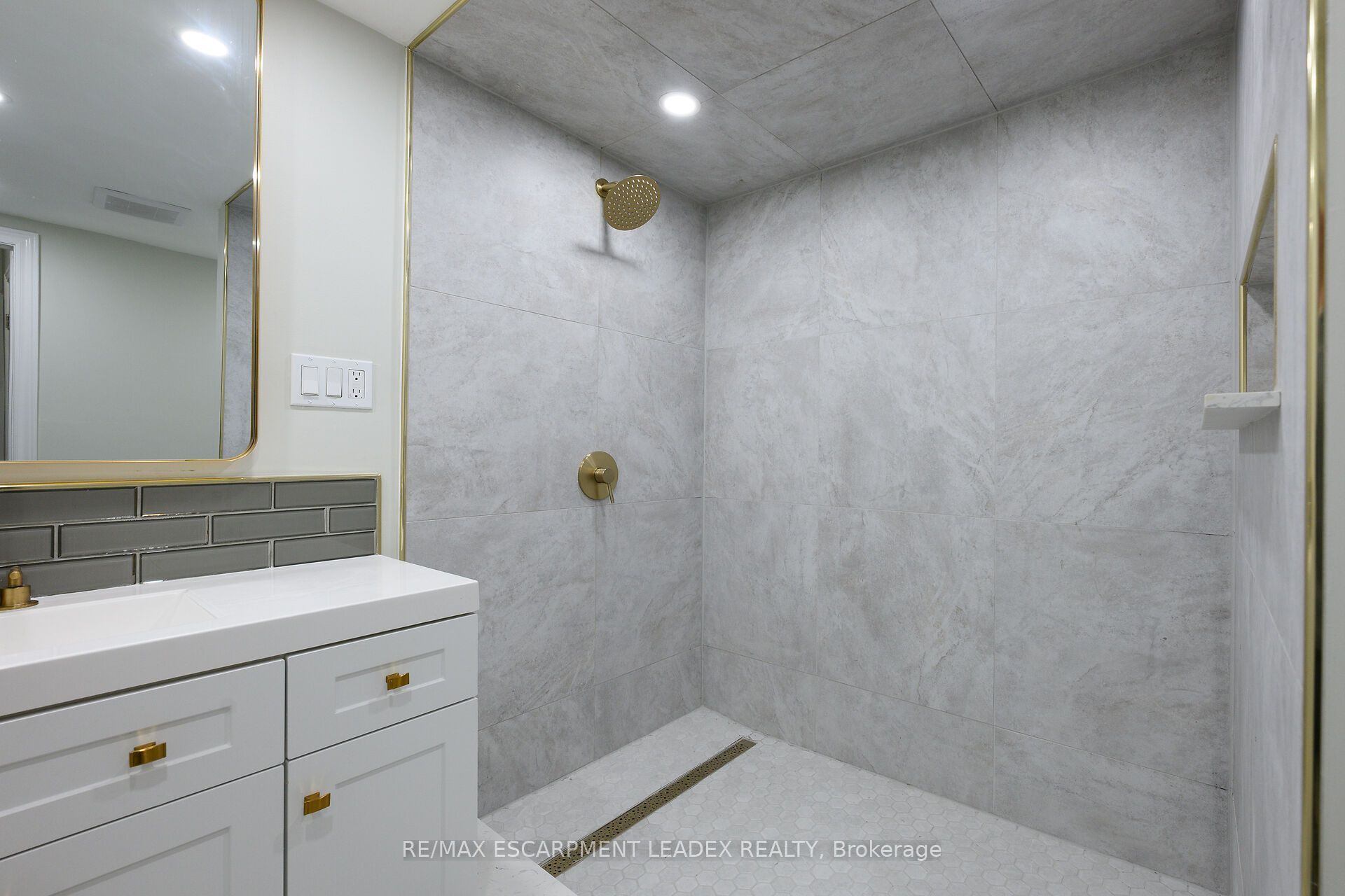 1429 Upper Sherman Avenue Property Photo 44
