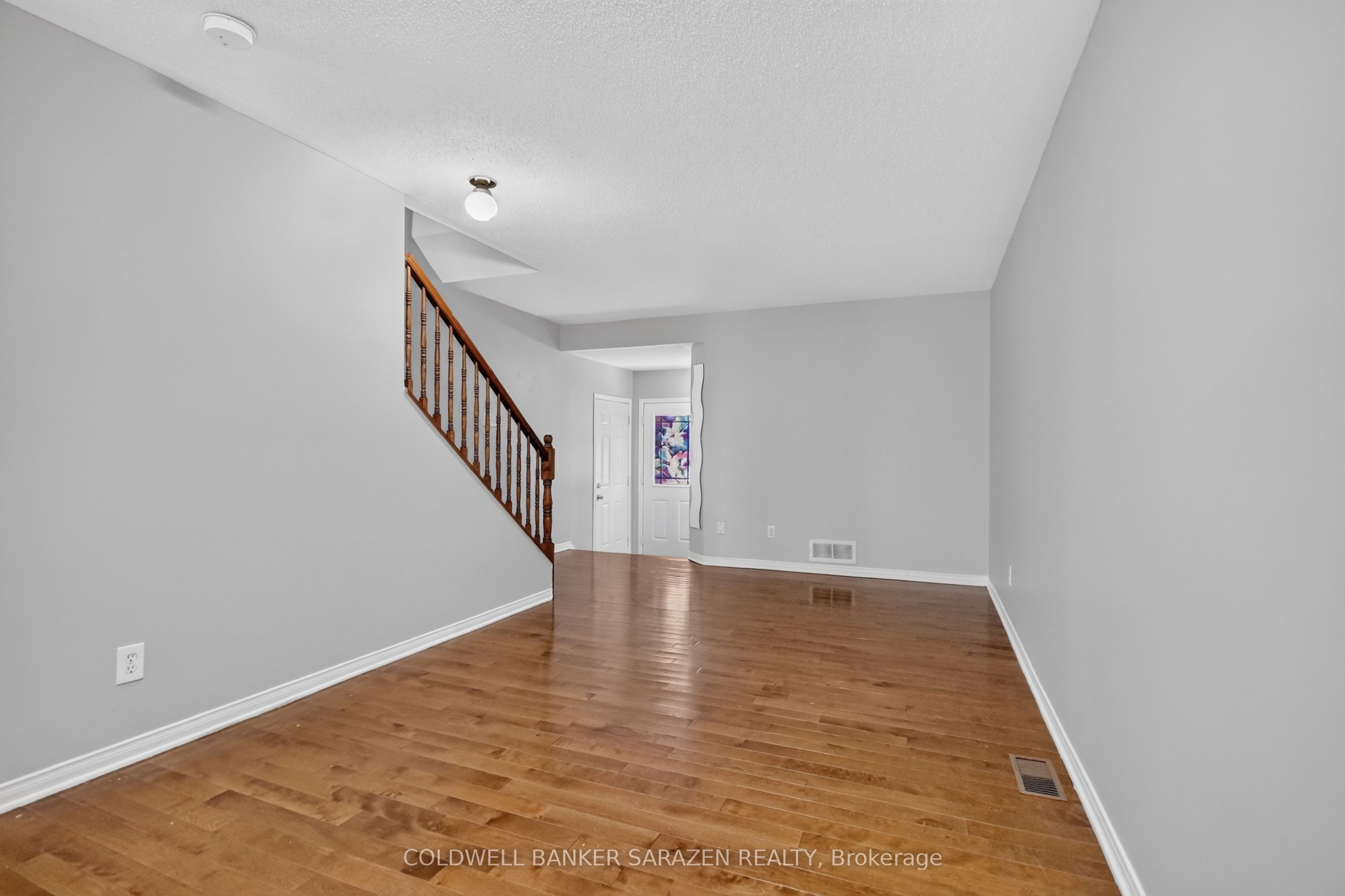 111 Harbour View Street Property Photo 8