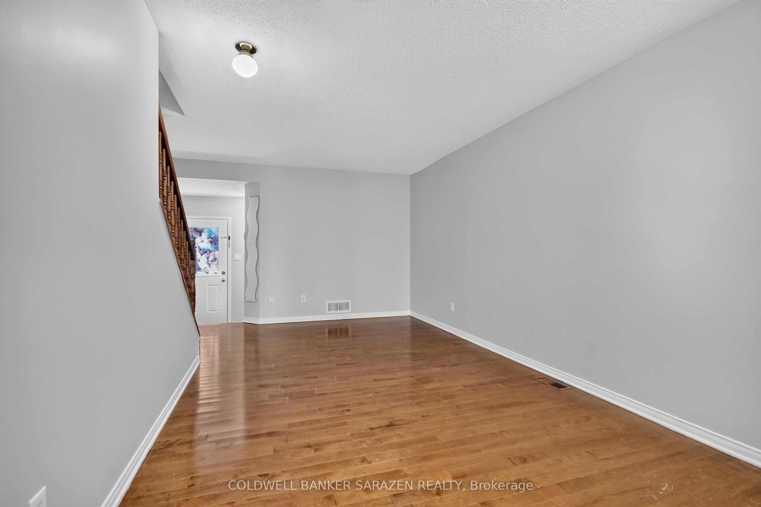 111 Harbour View Street Property Photo 9