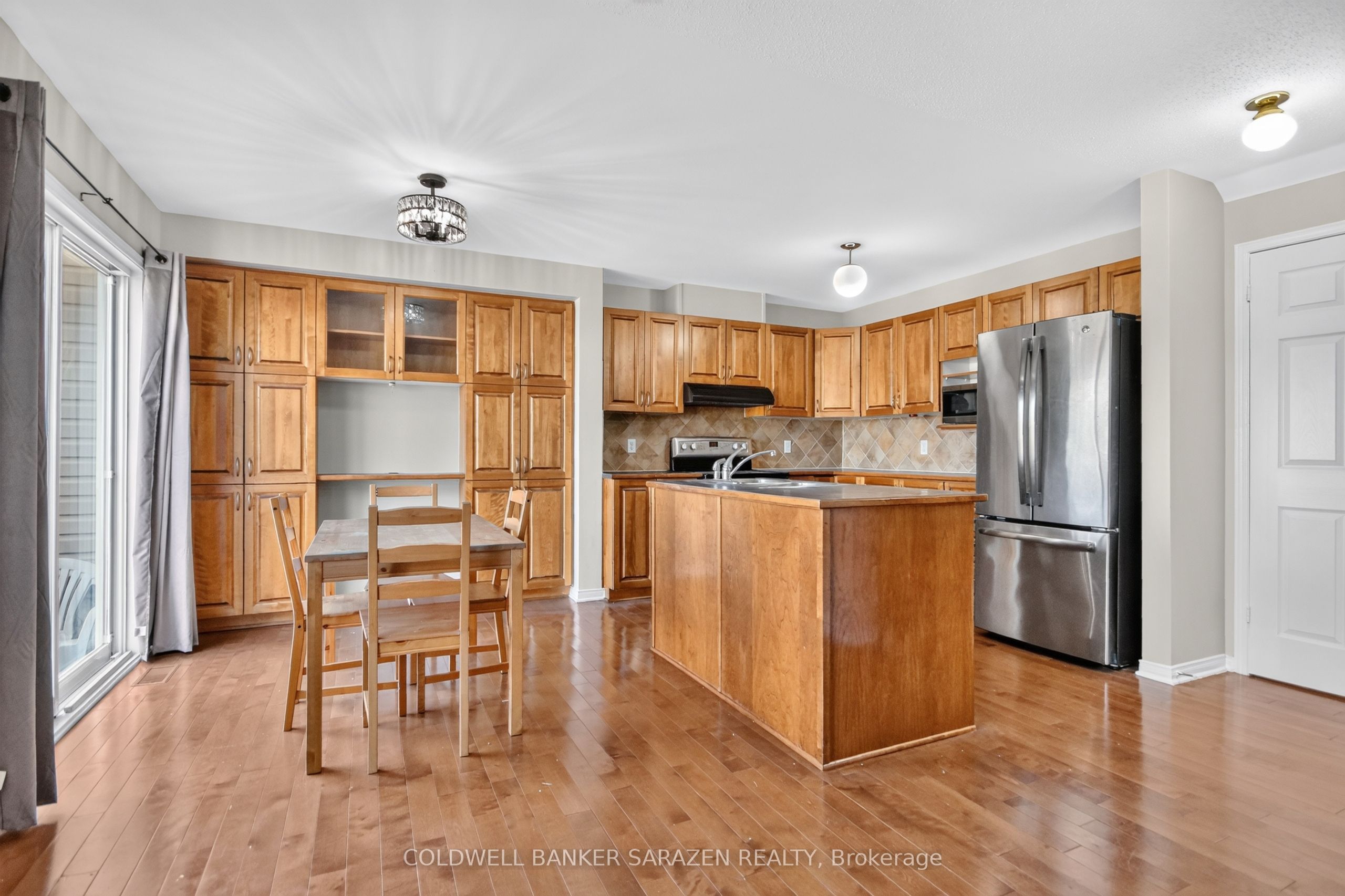 111 Harbour View Street Property Photo 16