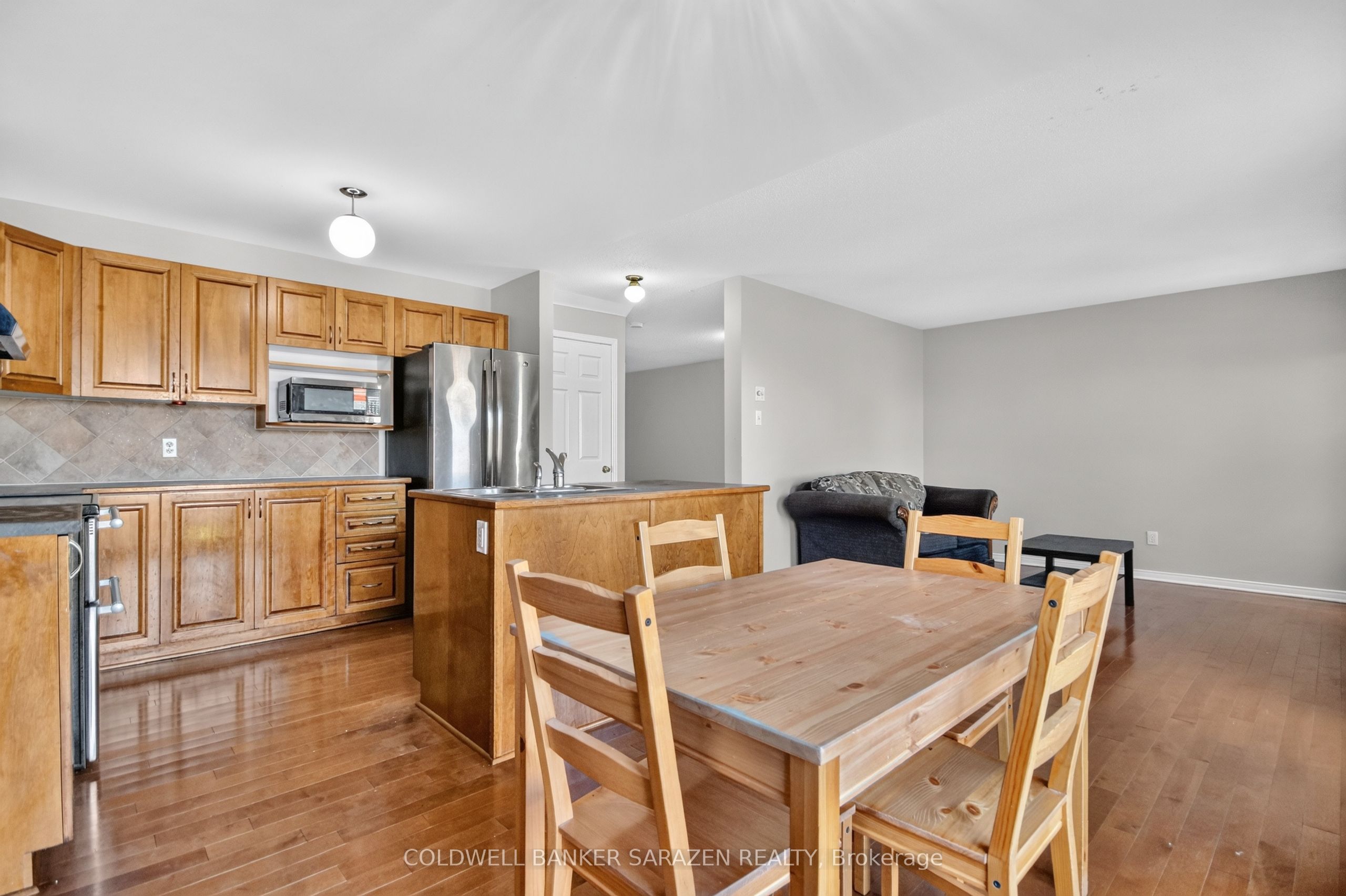 111 Harbour View Street Property Photo 19
