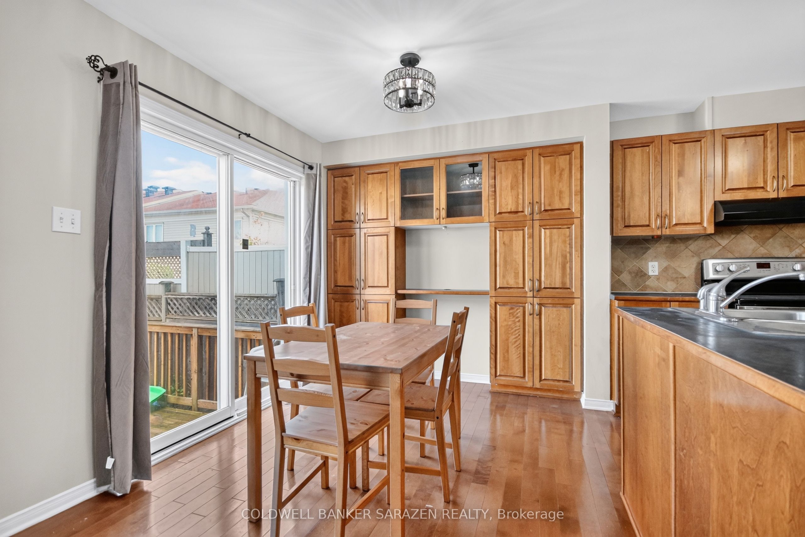 111 Harbour View Street Property Photo 22