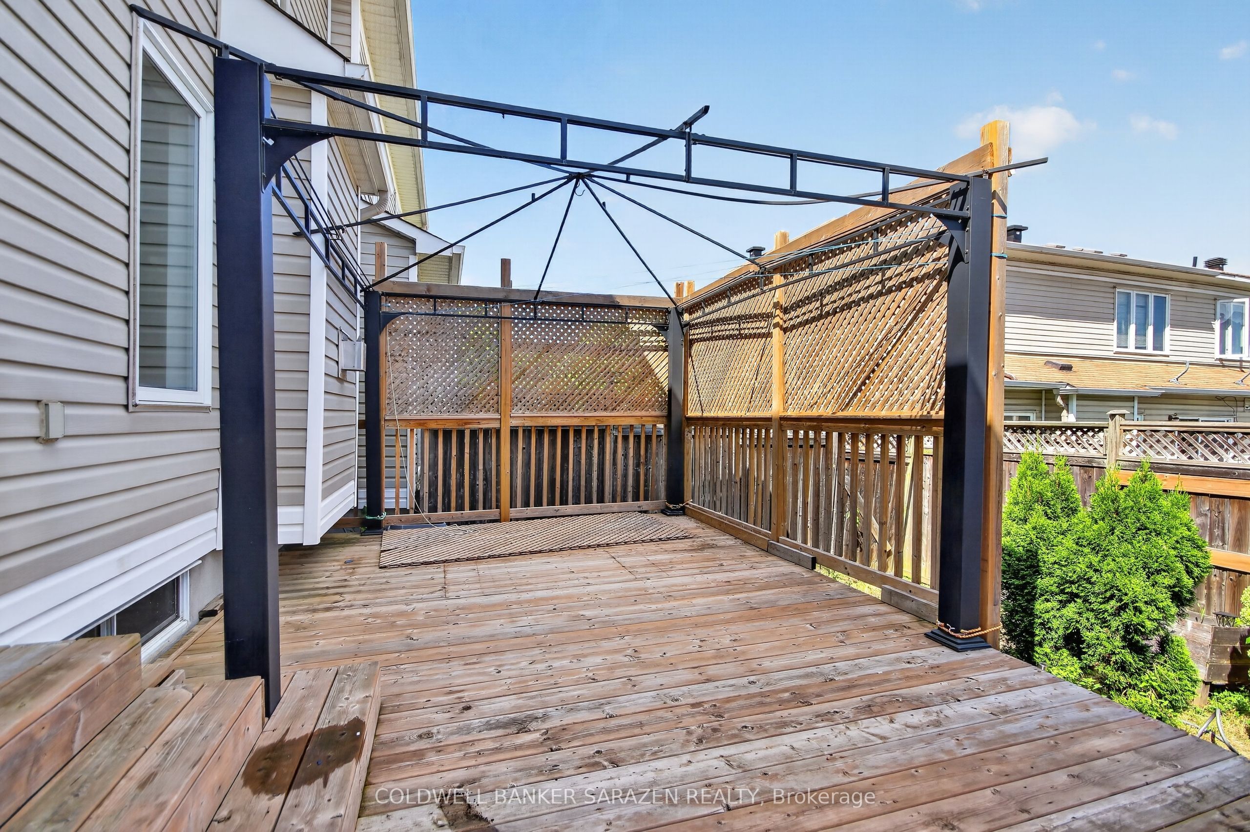 111 Harbour View Street Property Photo 42