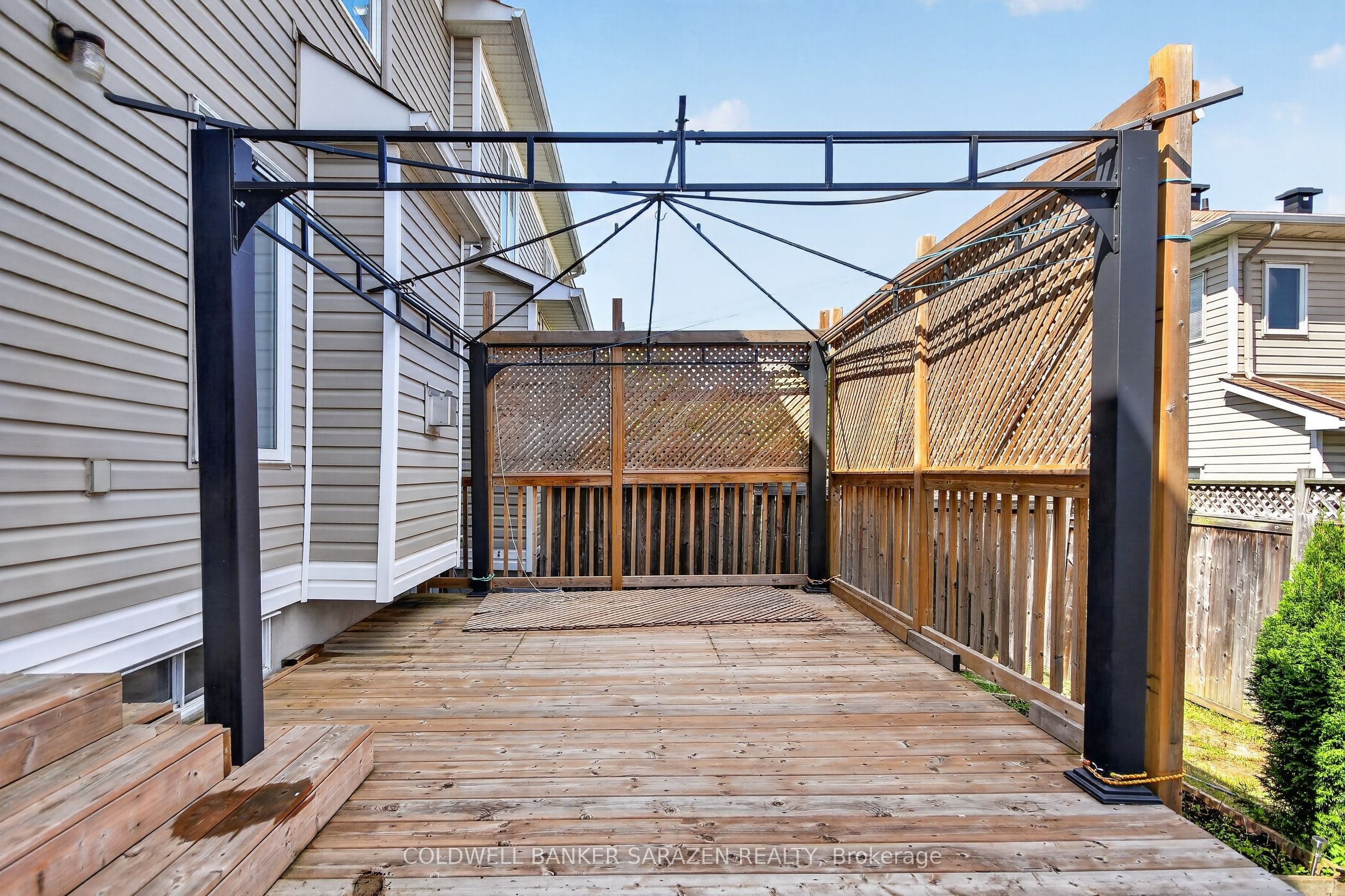 111 Harbour View Street Property Photo 43