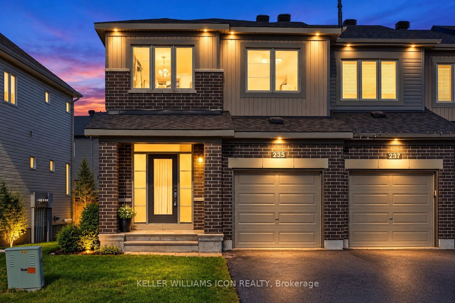 235 Bandelier Way