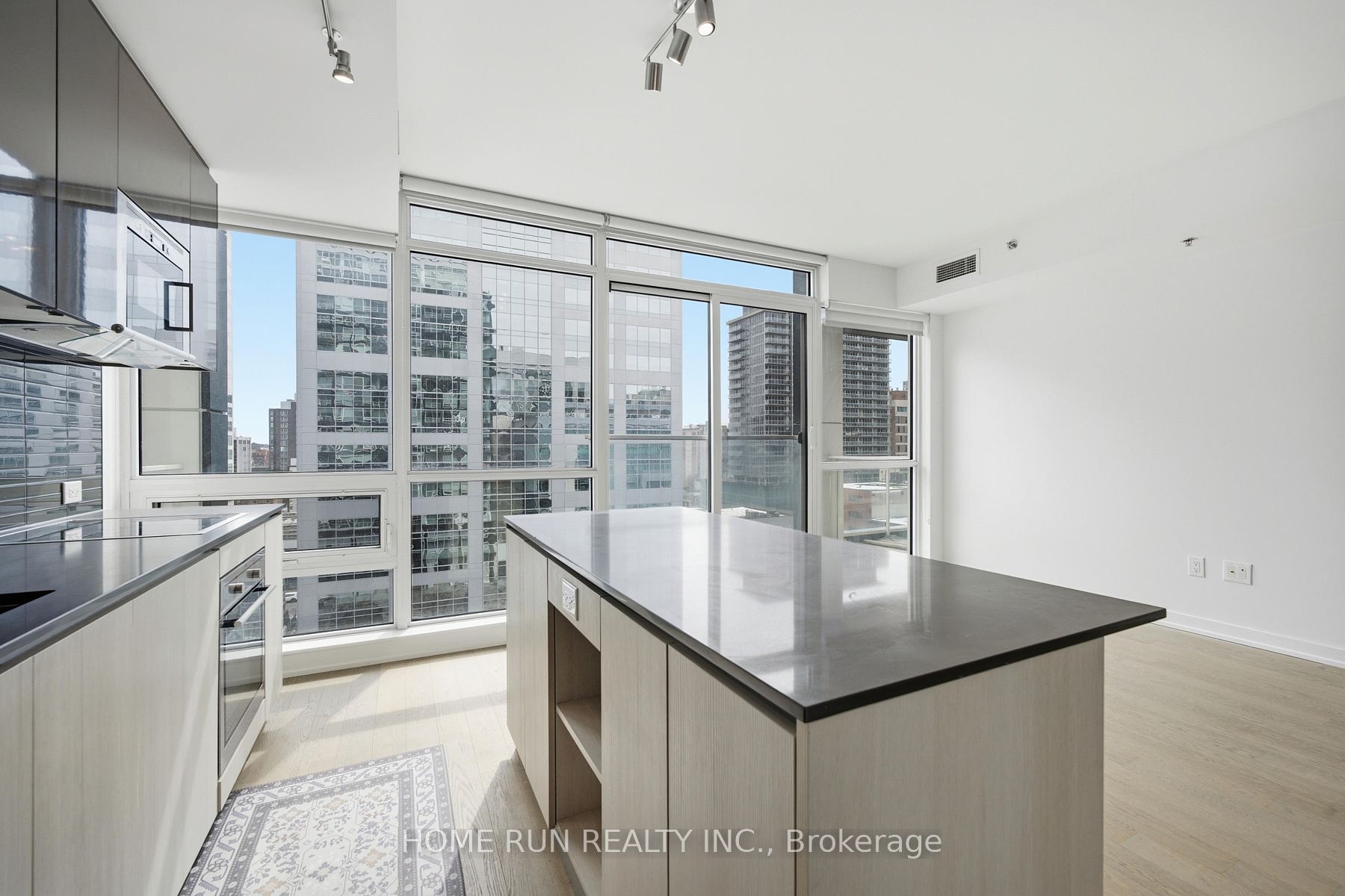 199 Slater Street 1007 Property Photo 9