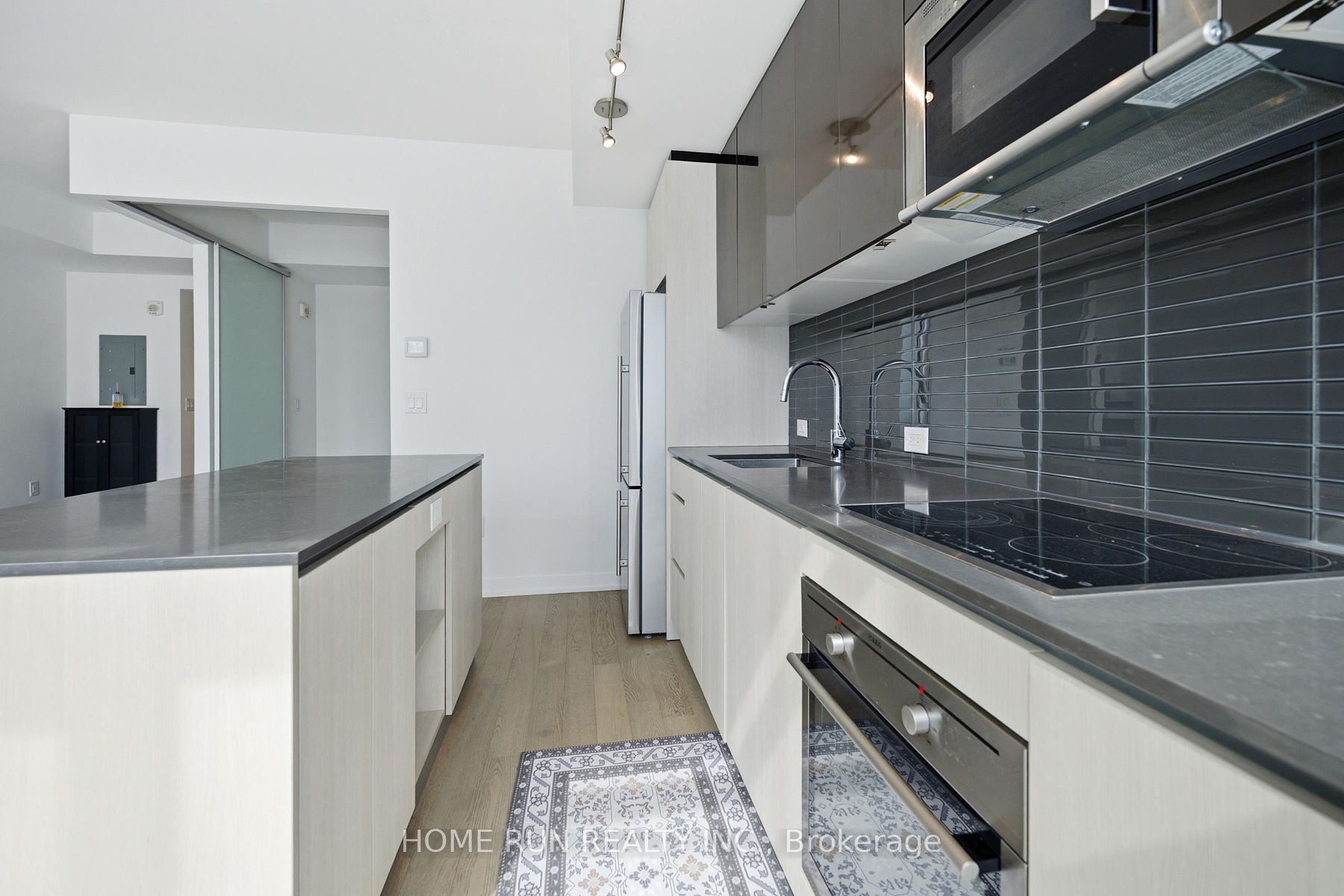 199 Slater Street 1007 Property Photo 11