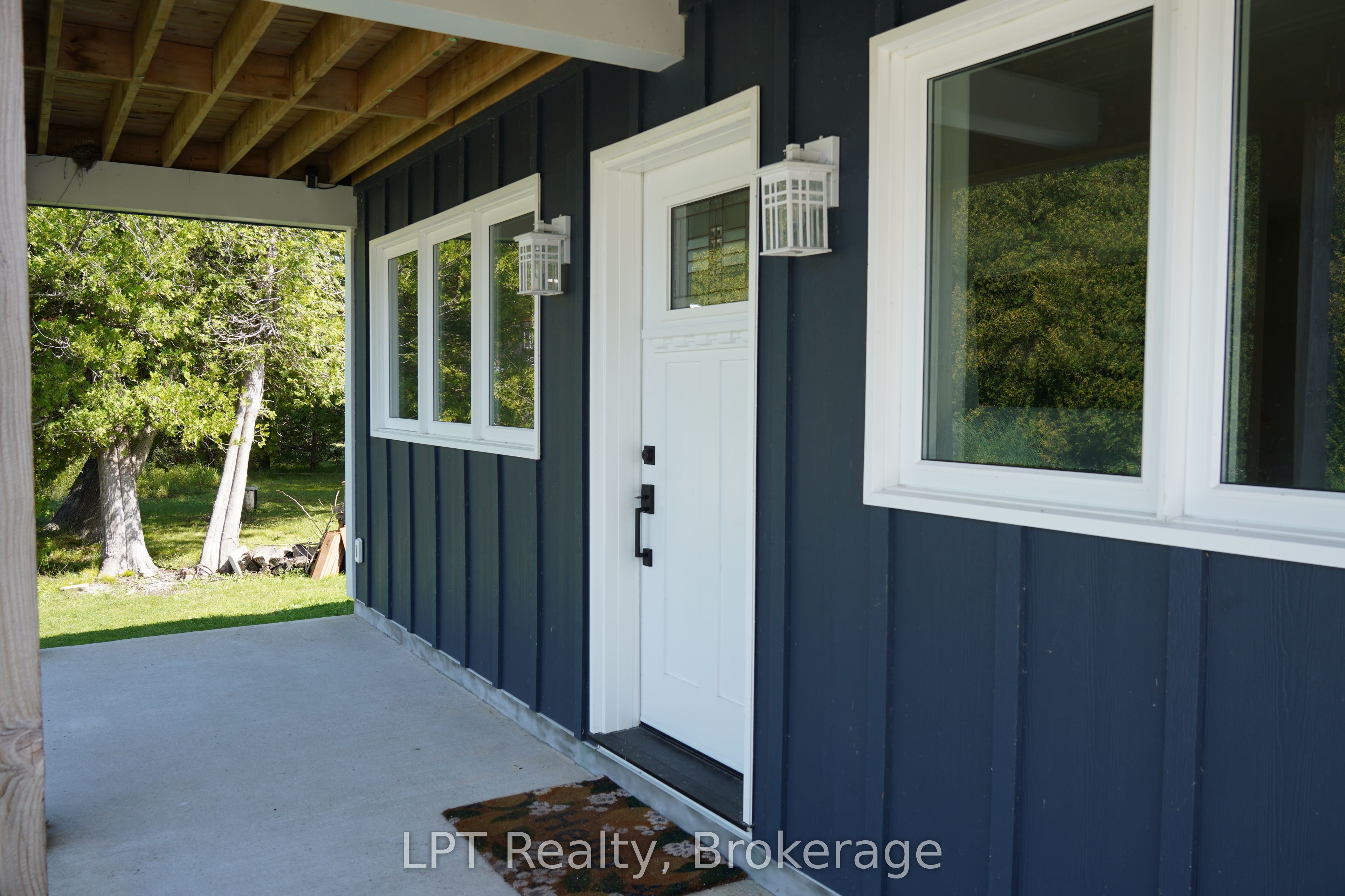6 Spry Lake Road Property Photo 8