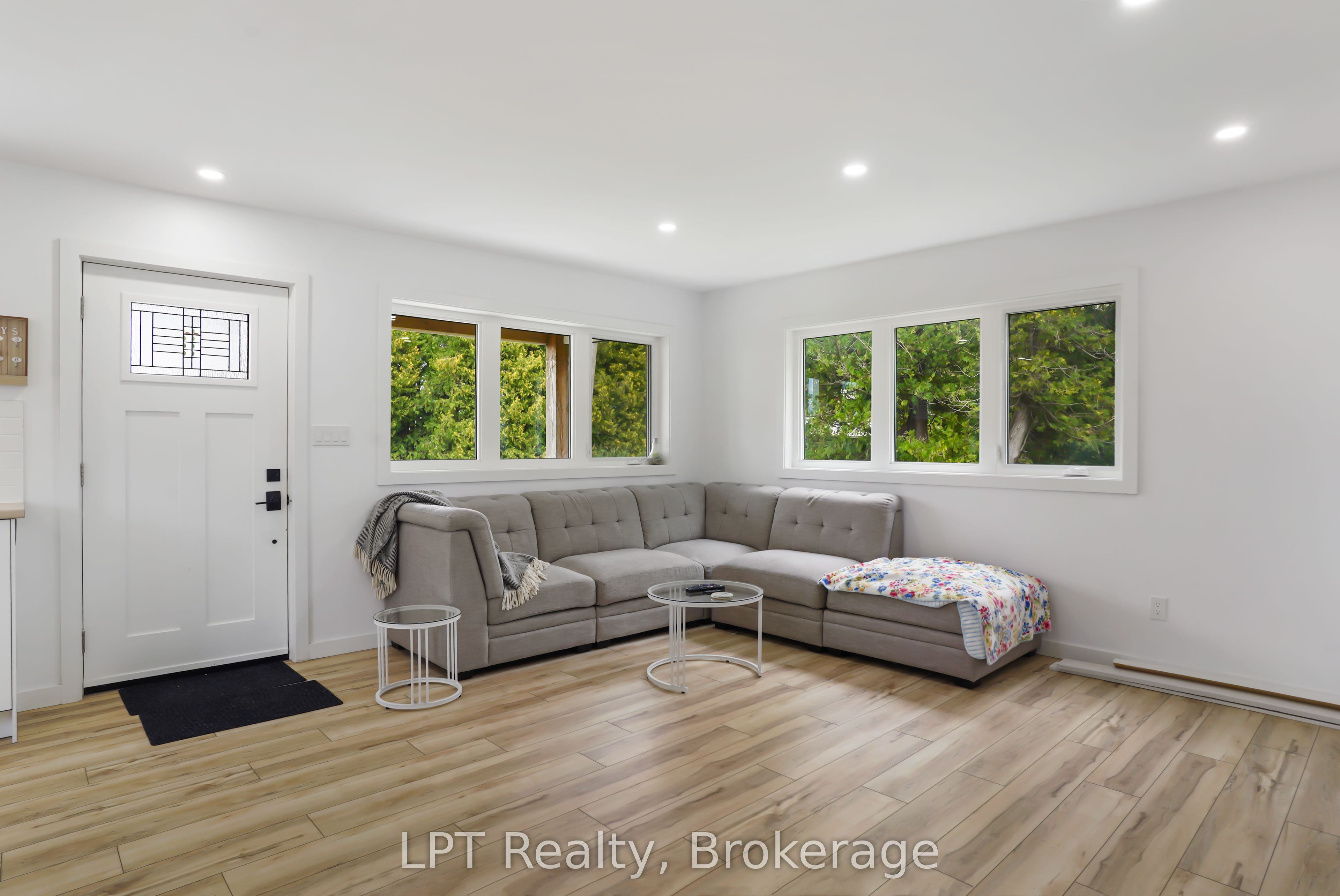 6 Spry Lake Road Property Photo 10