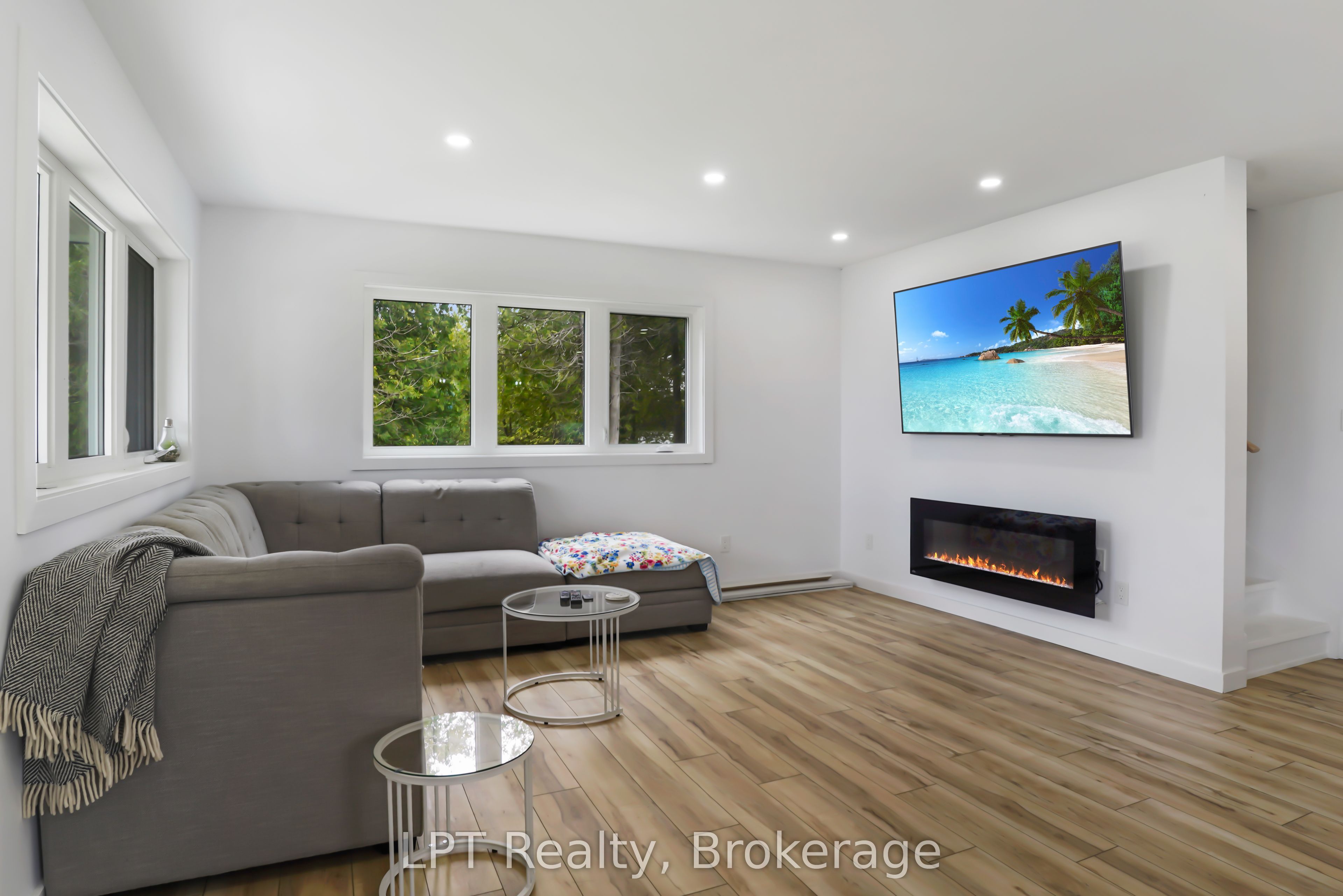 6 Spry Lake Road Property Photo 11