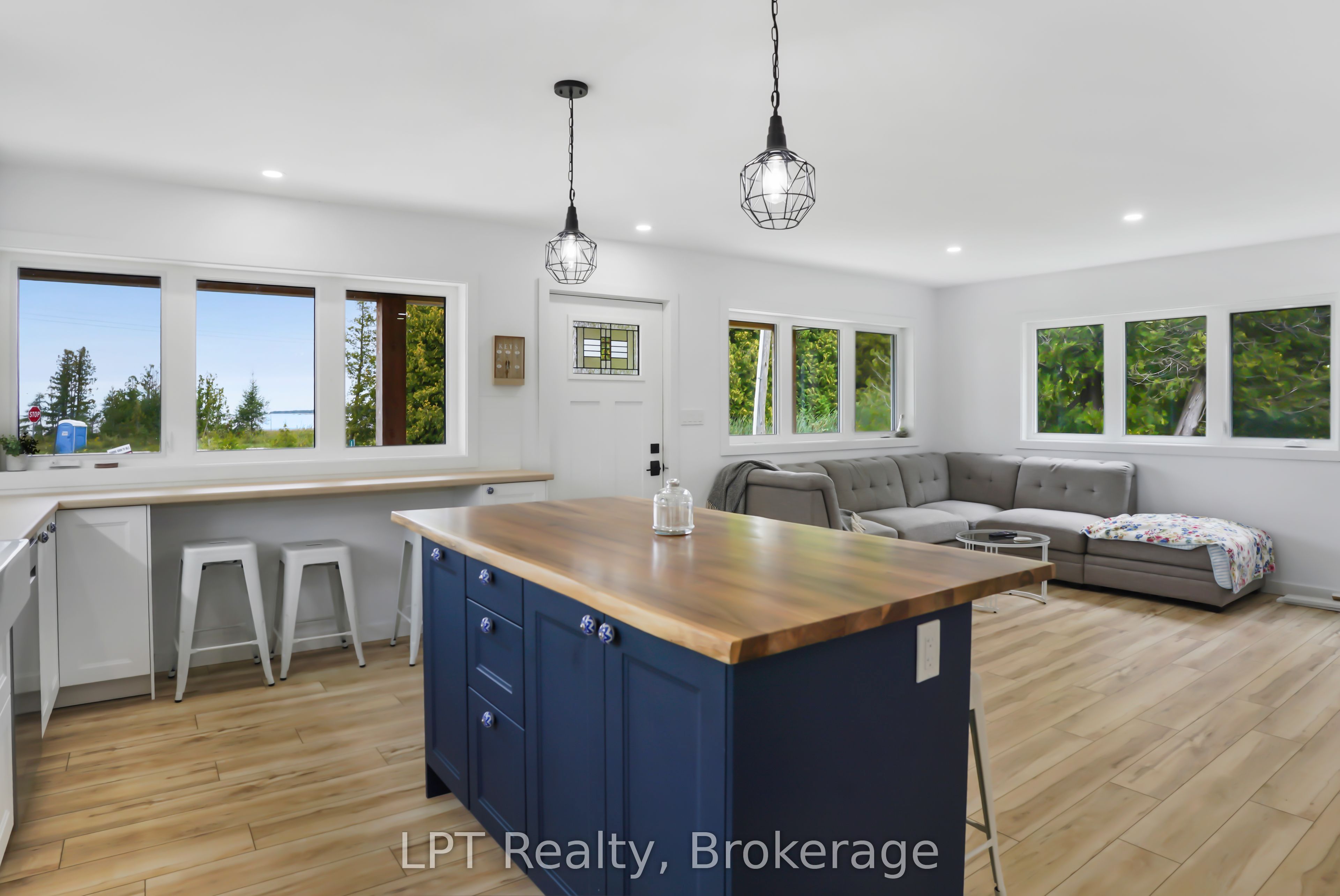 6 Spry Lake Road Property Photo 13