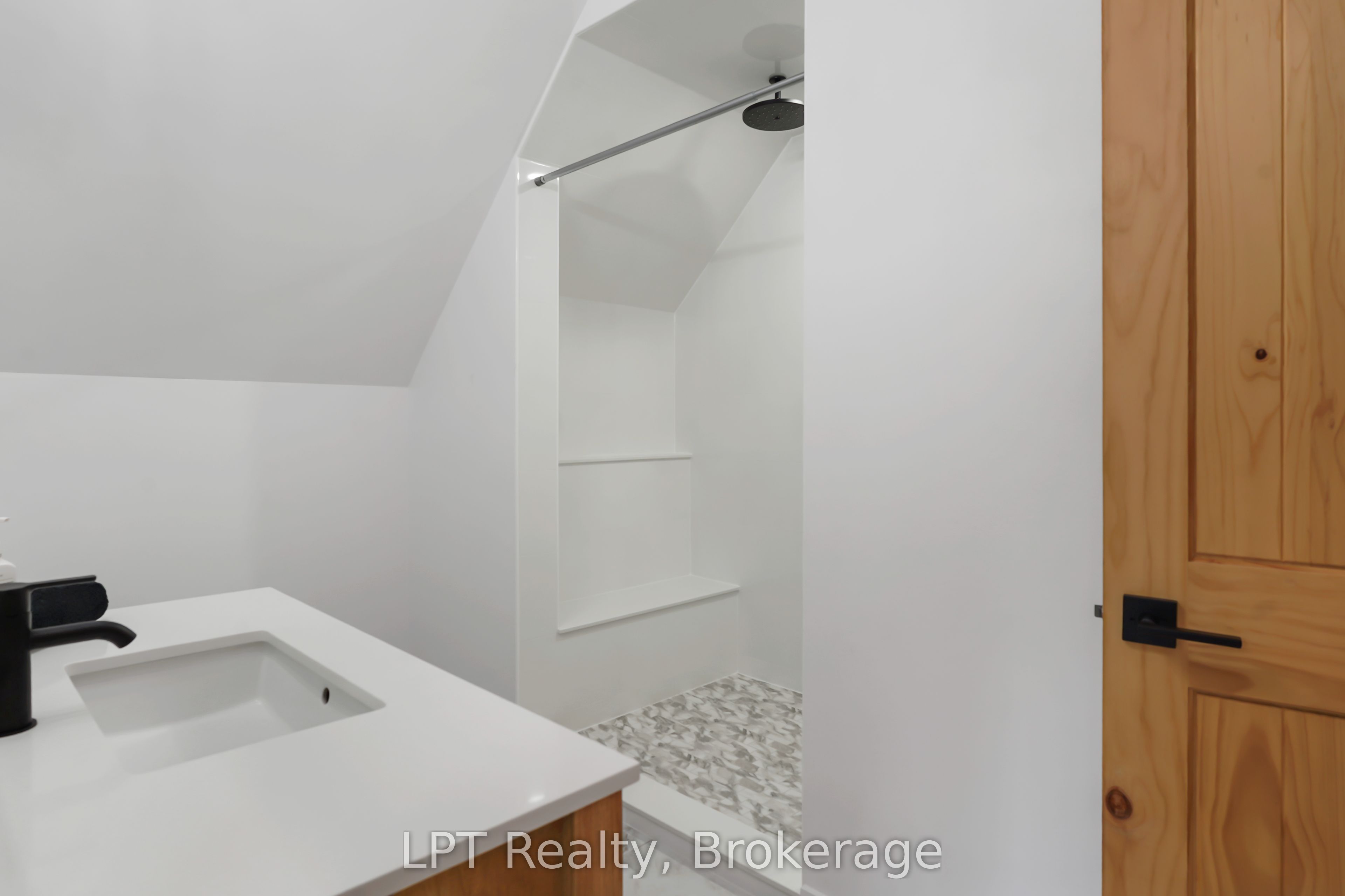 6 Spry Lake Road Property Photo 31