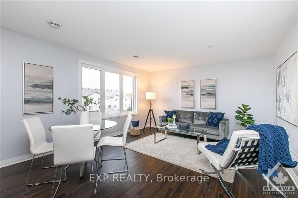 444 Via Verona Avenue B Property Photo 2