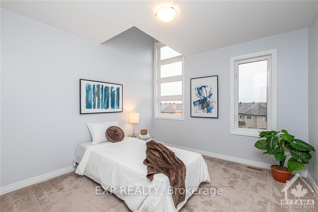 444 Via Verona Avenue B Property Photo 23