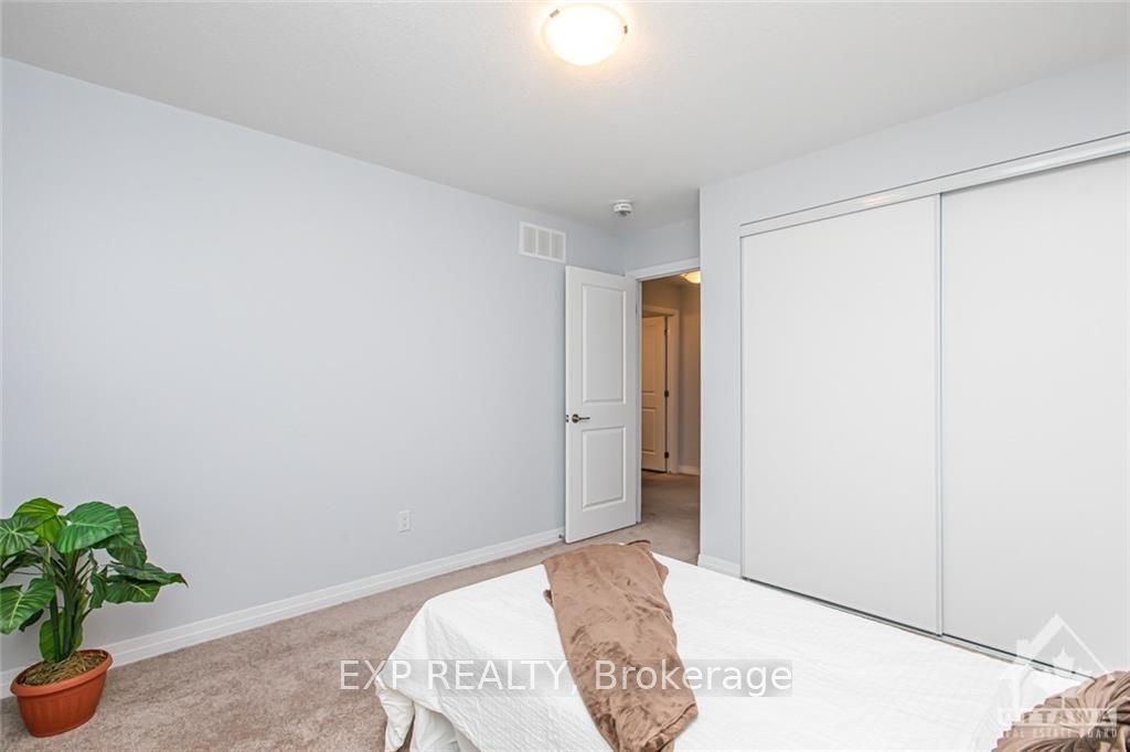 444 Via Verona Avenue B Property Photo 24