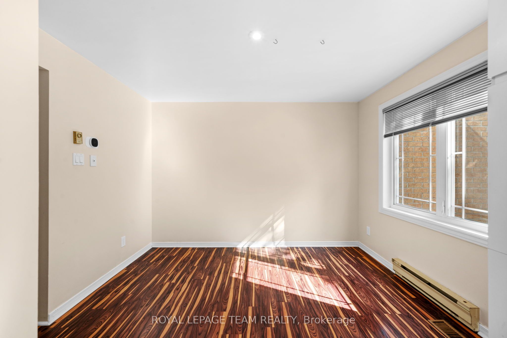 8 Mannington Court Property Photo 18