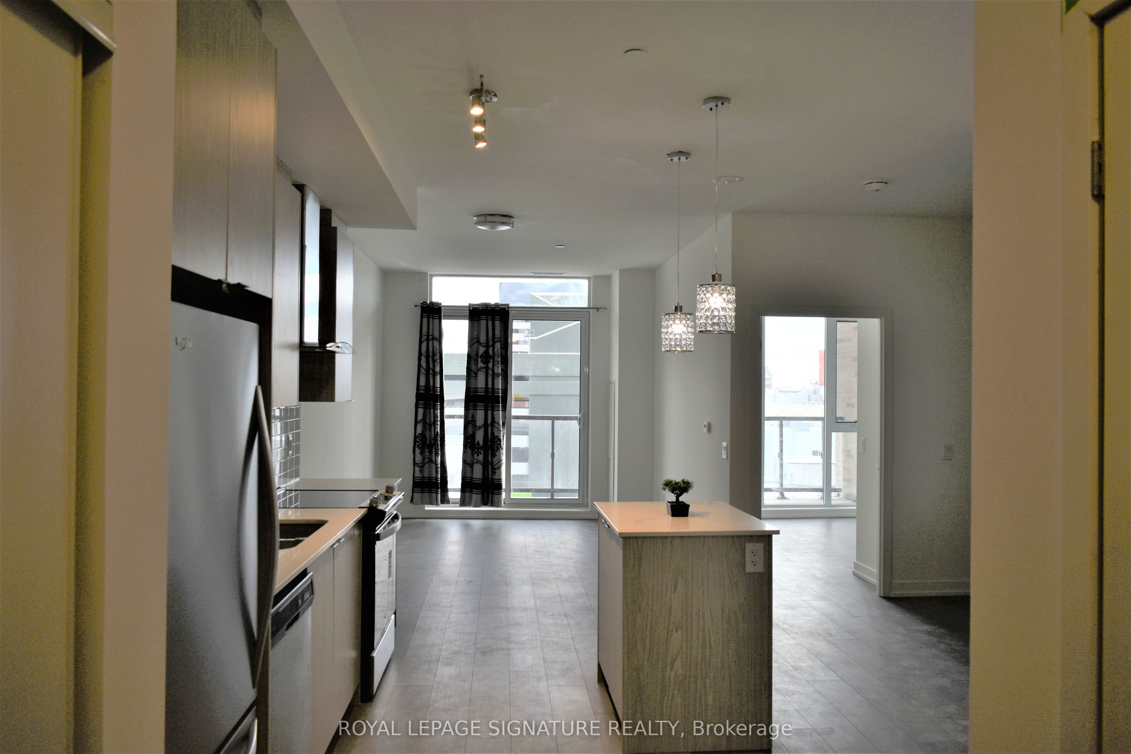 55 Duke Street W 411 Property Photo 6
