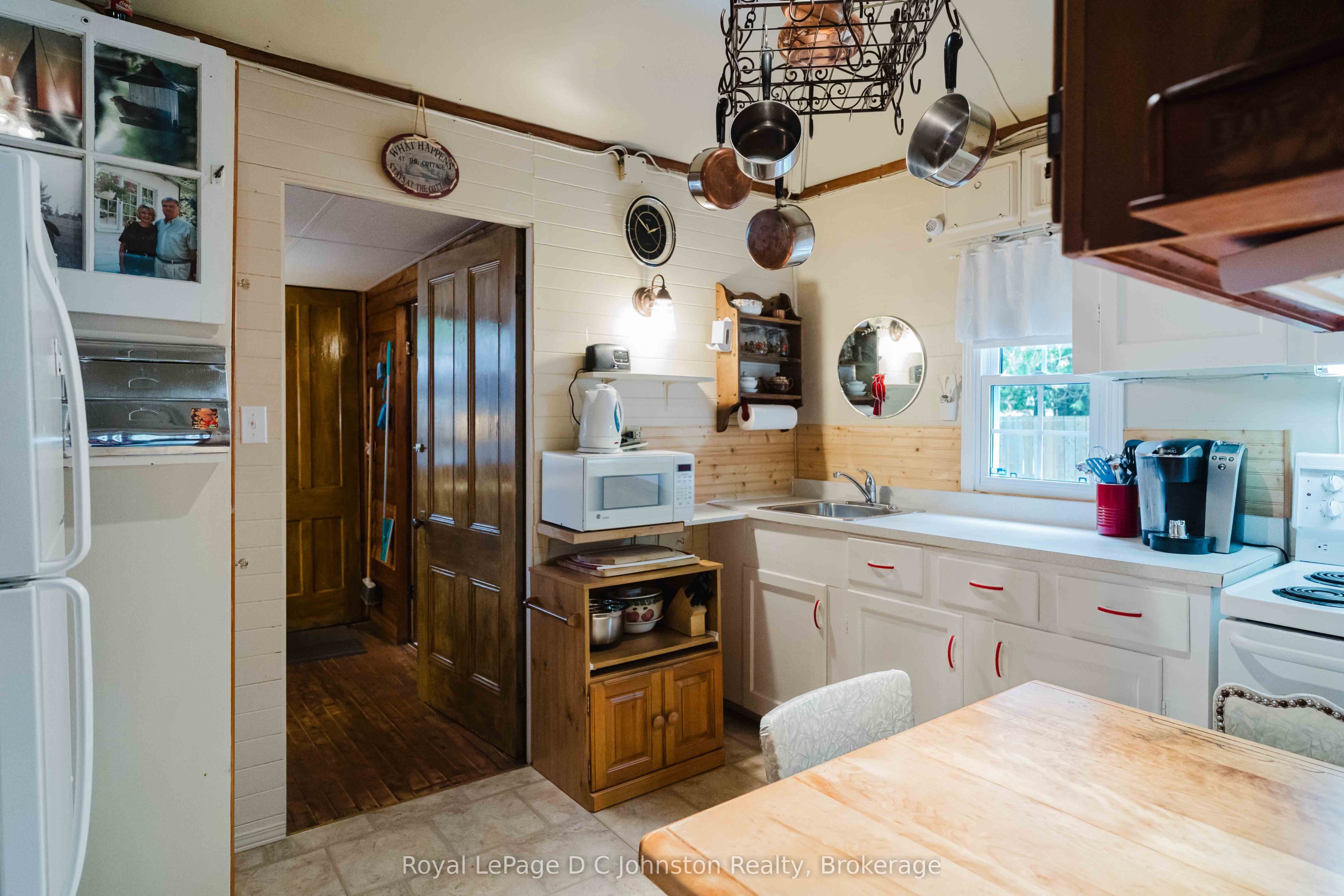 736 Shantz Street Property Photo 11