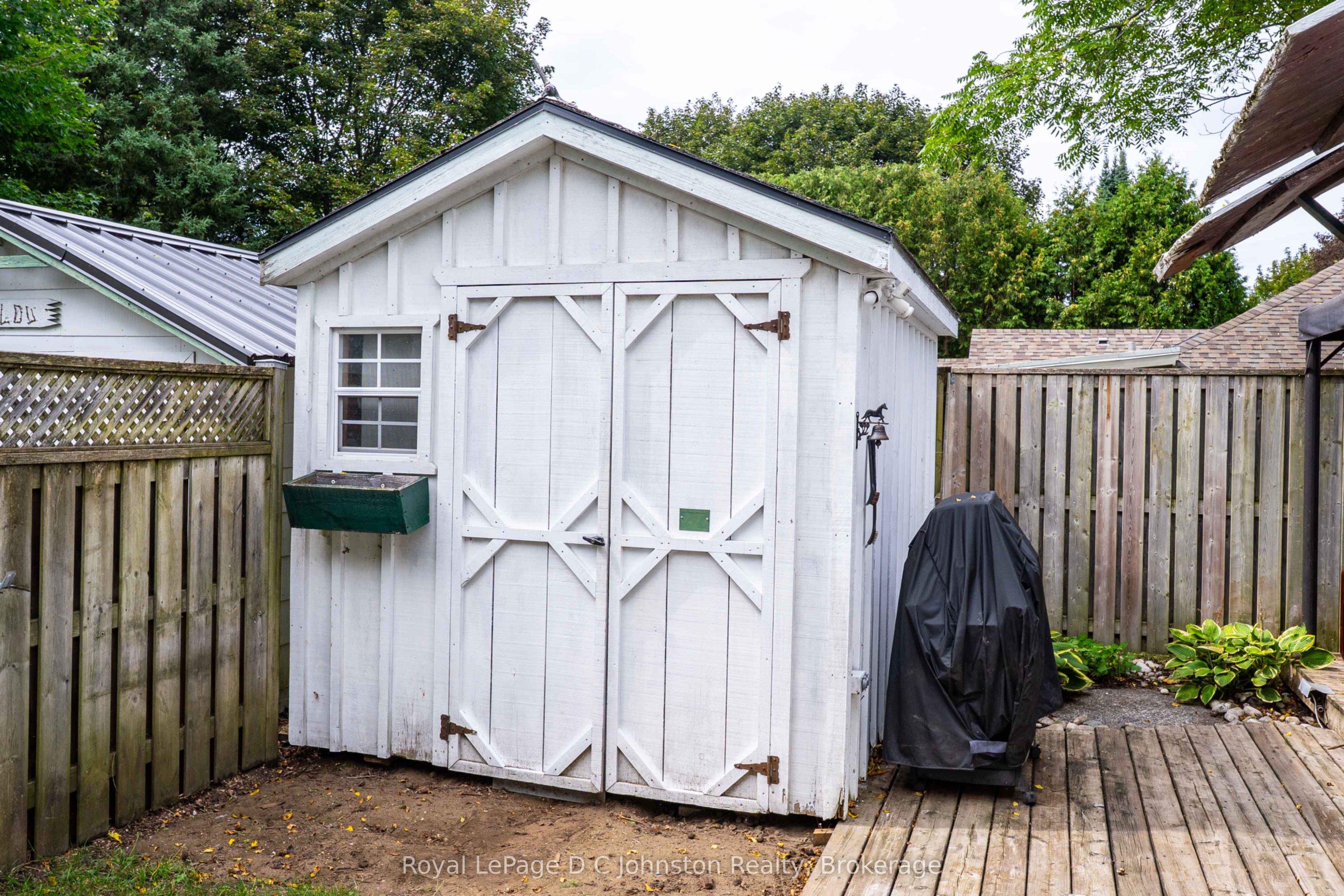 736 Shantz Street Property Photo 22
