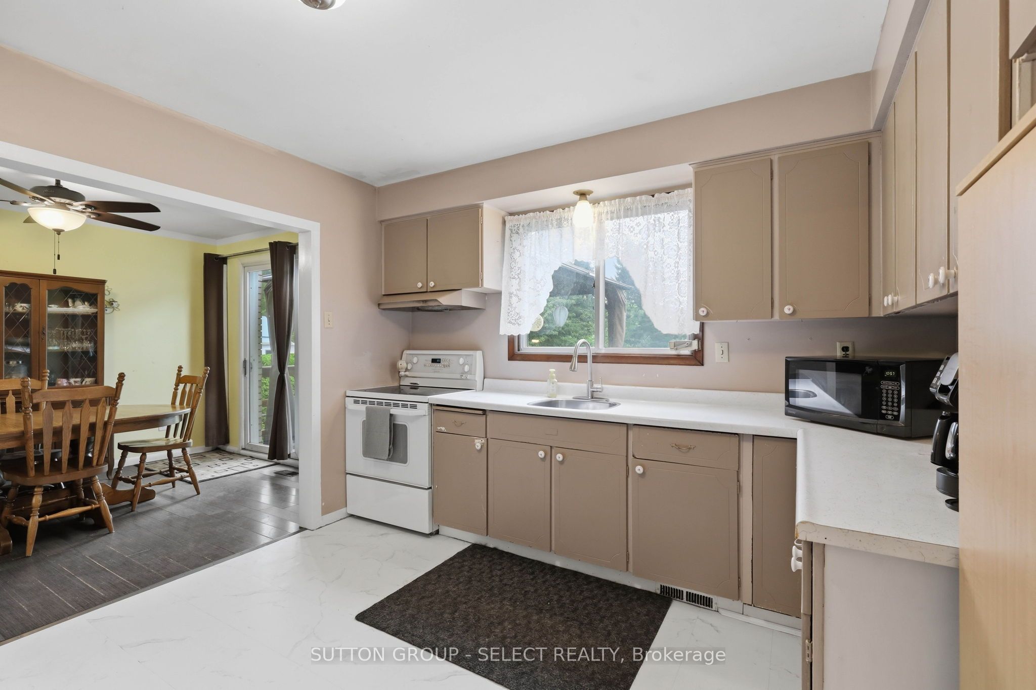 44 South Edgeware Road Property Photo 16