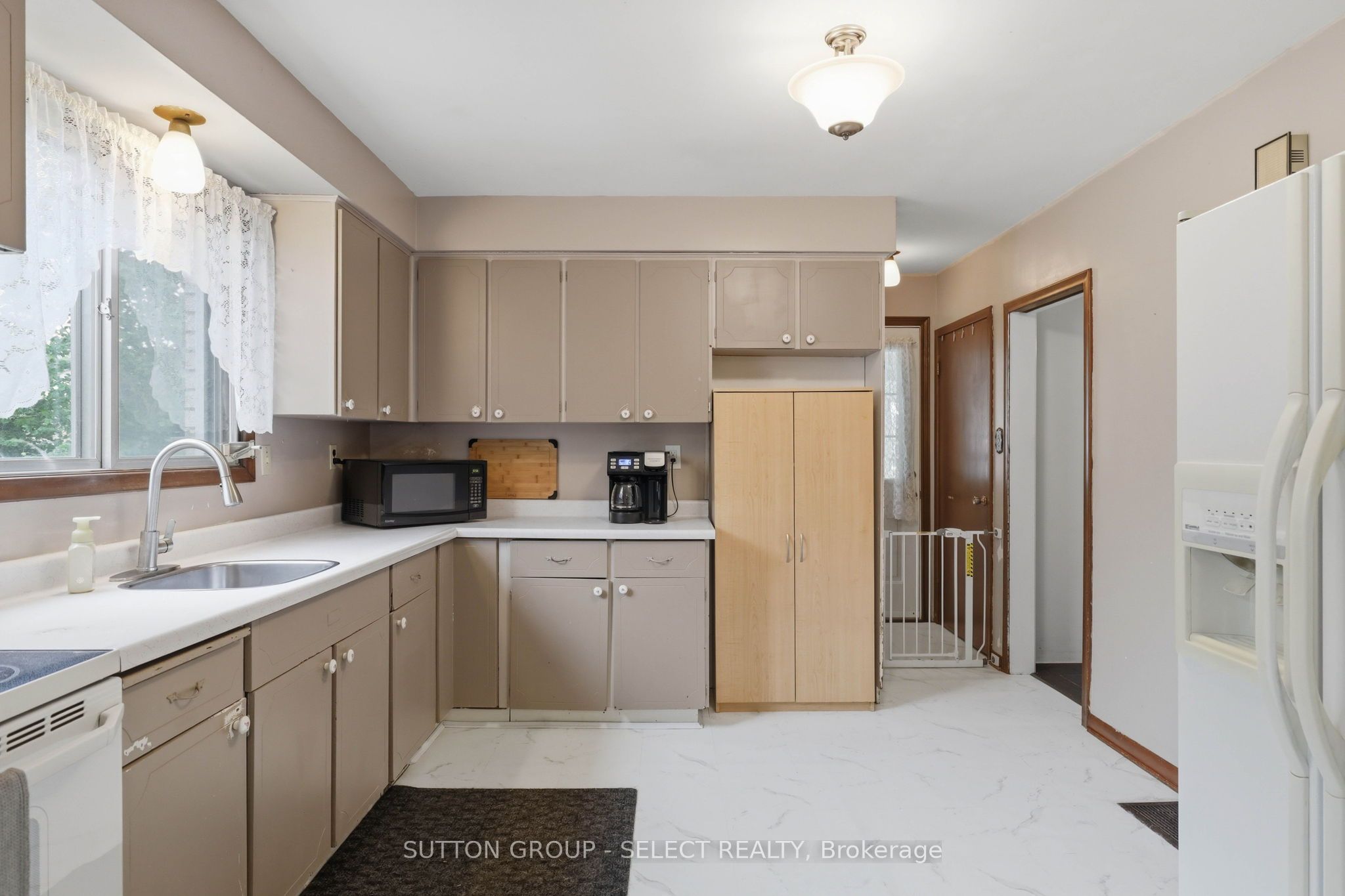 44 South Edgeware Road Property Photo 18