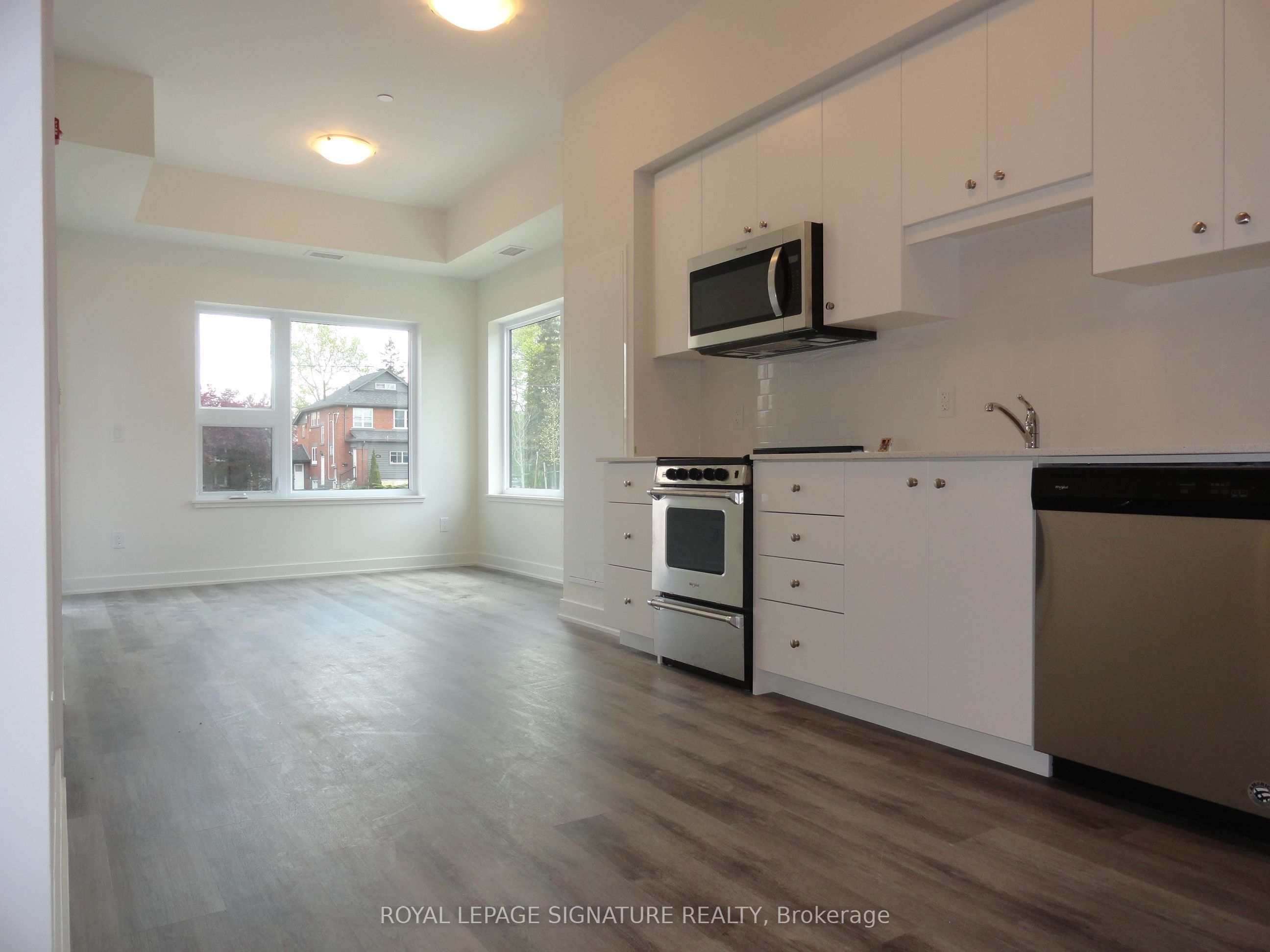 110 Fergus Avenue 112 Property Photo 6