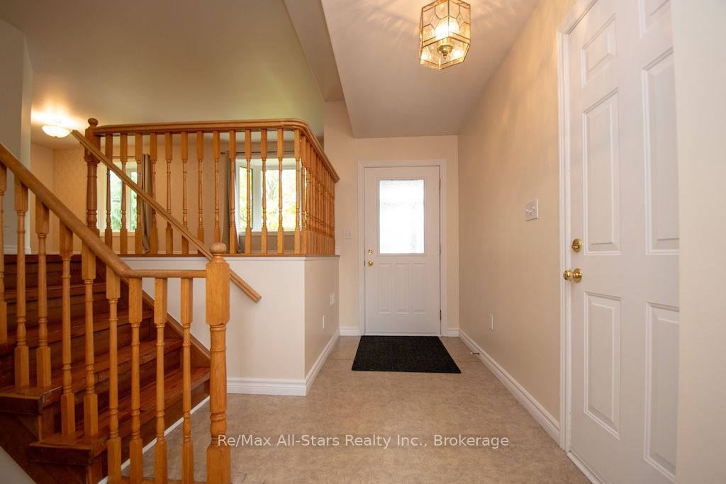 43 Mcgibbon Boulevard Property Photo 3