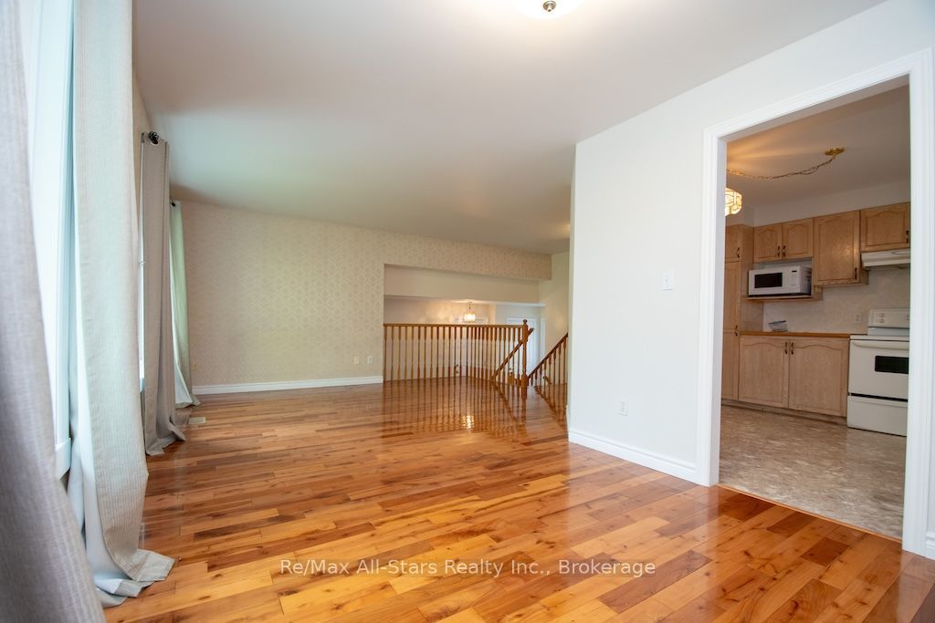 43 Mcgibbon Boulevard Property Photo 7