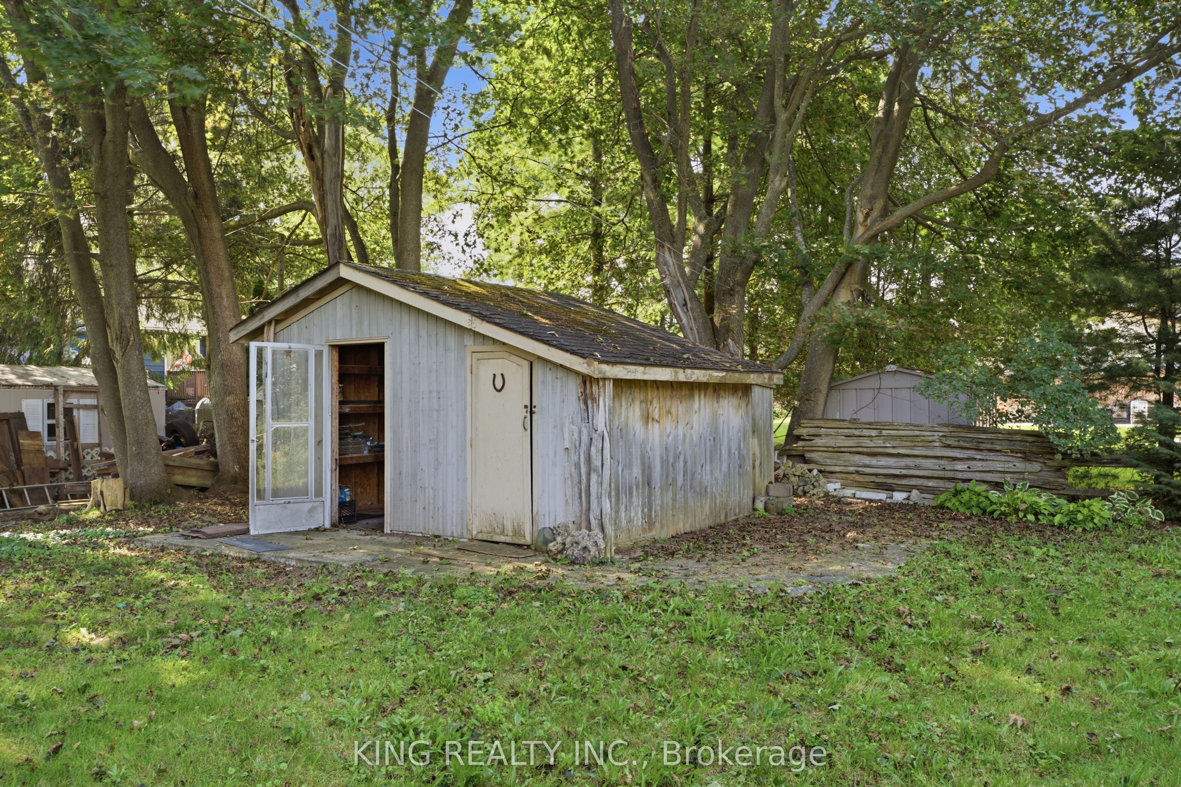 494 Isaac Street Property Photo 13