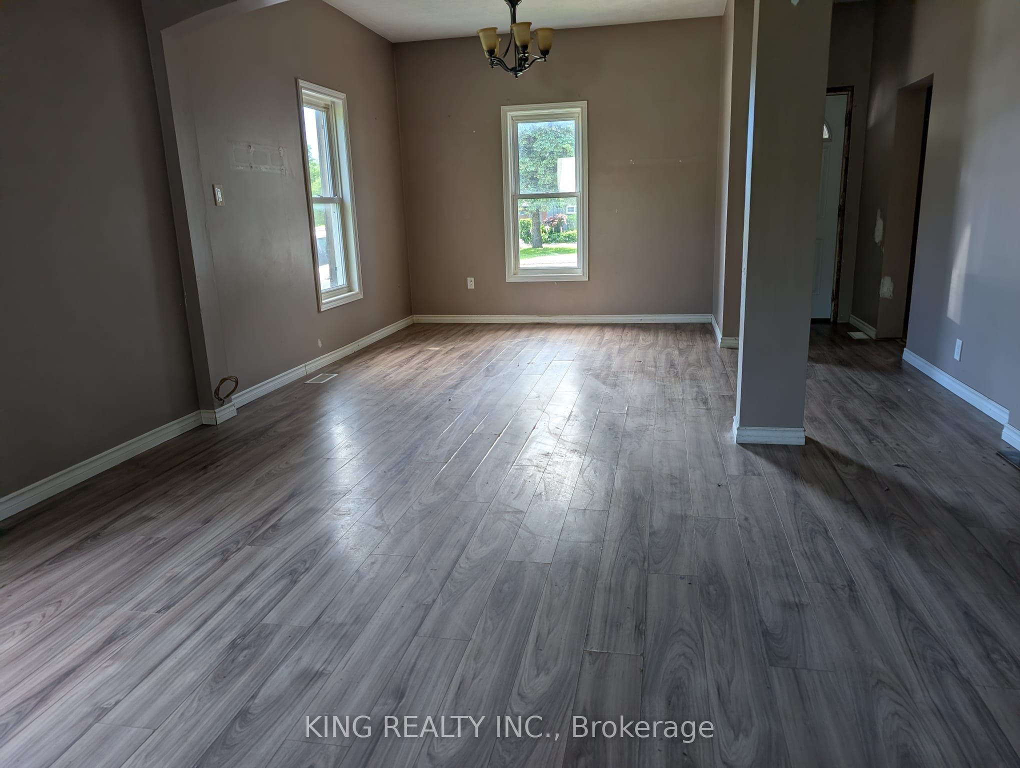 494 Isaac Street Property Photo 16